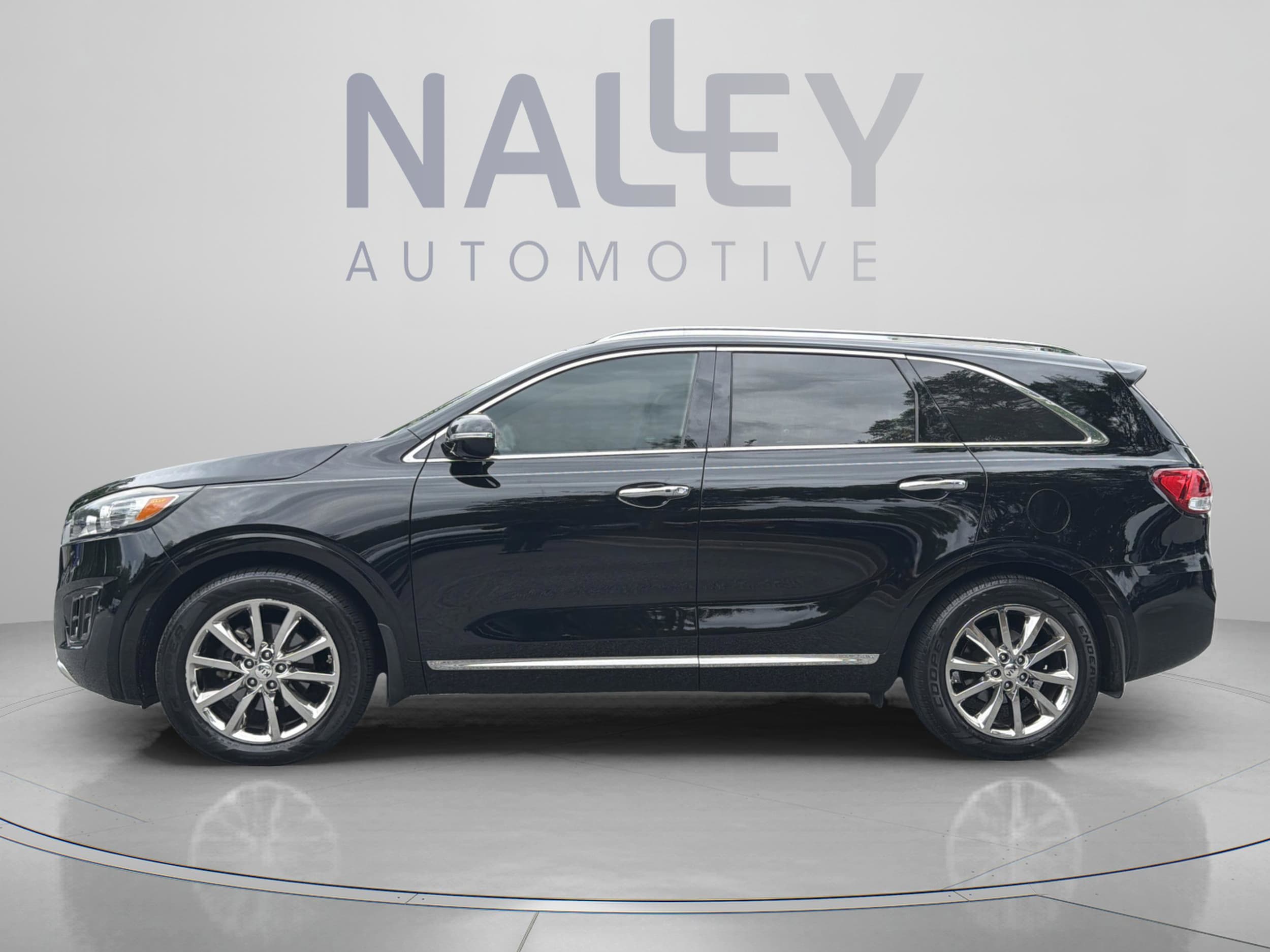 Used 2016 Kia Sorento Limited with VIN 5XYPK4A50GG056583 for sale in Stonecrest, GA