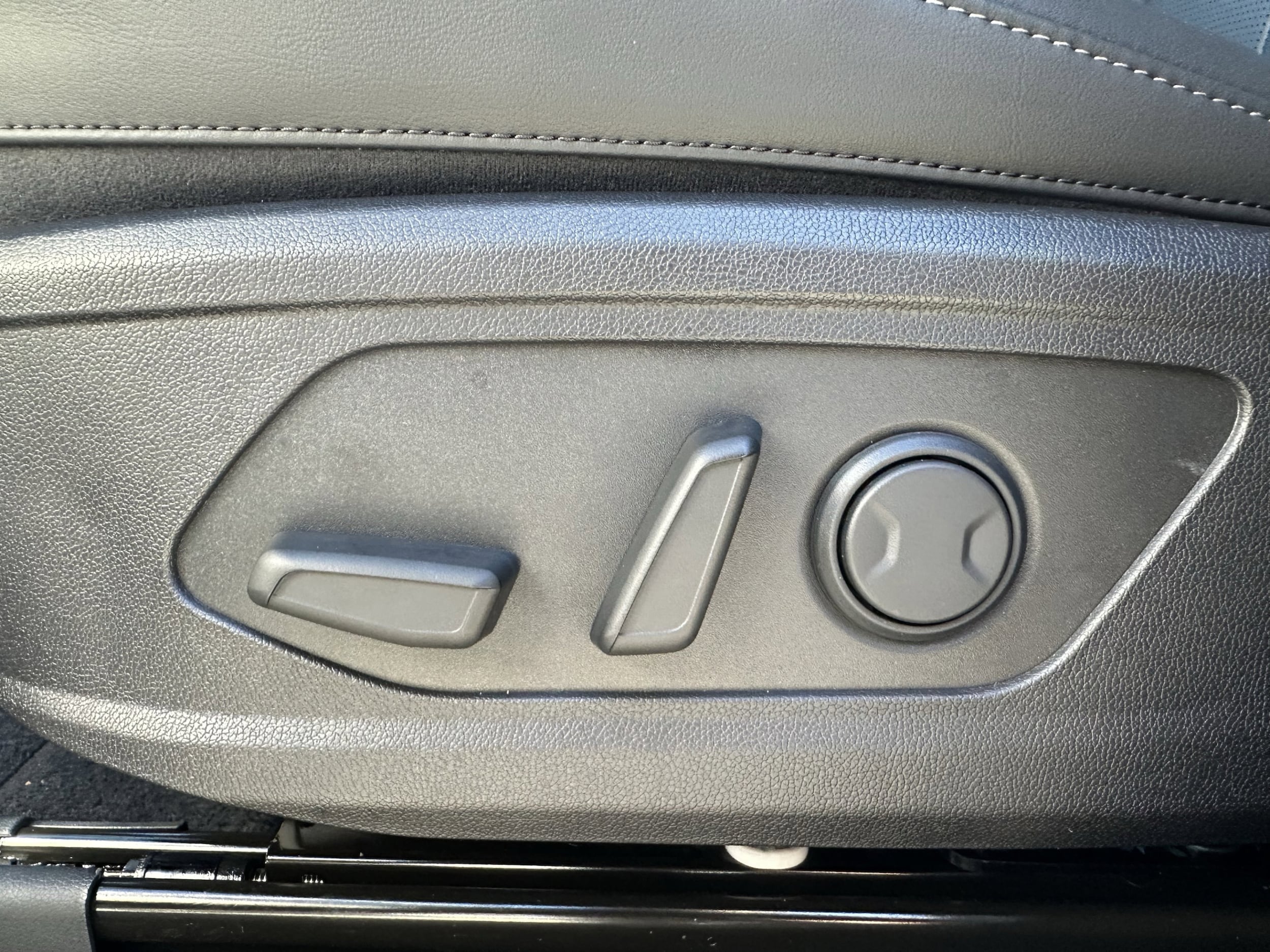 2026 Kia Sorento S - Photo 13