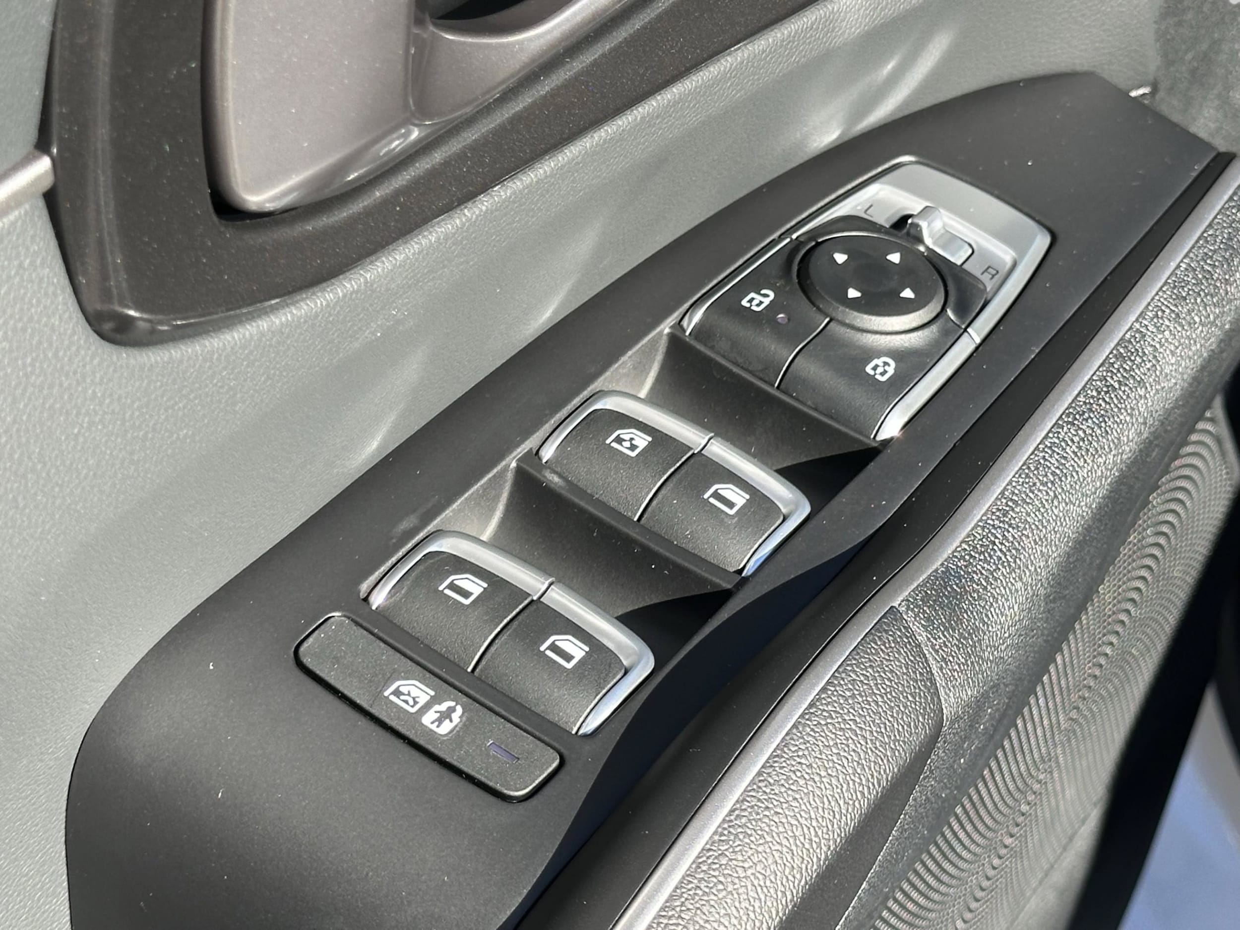 2026 Kia Sorento S - Photo 29