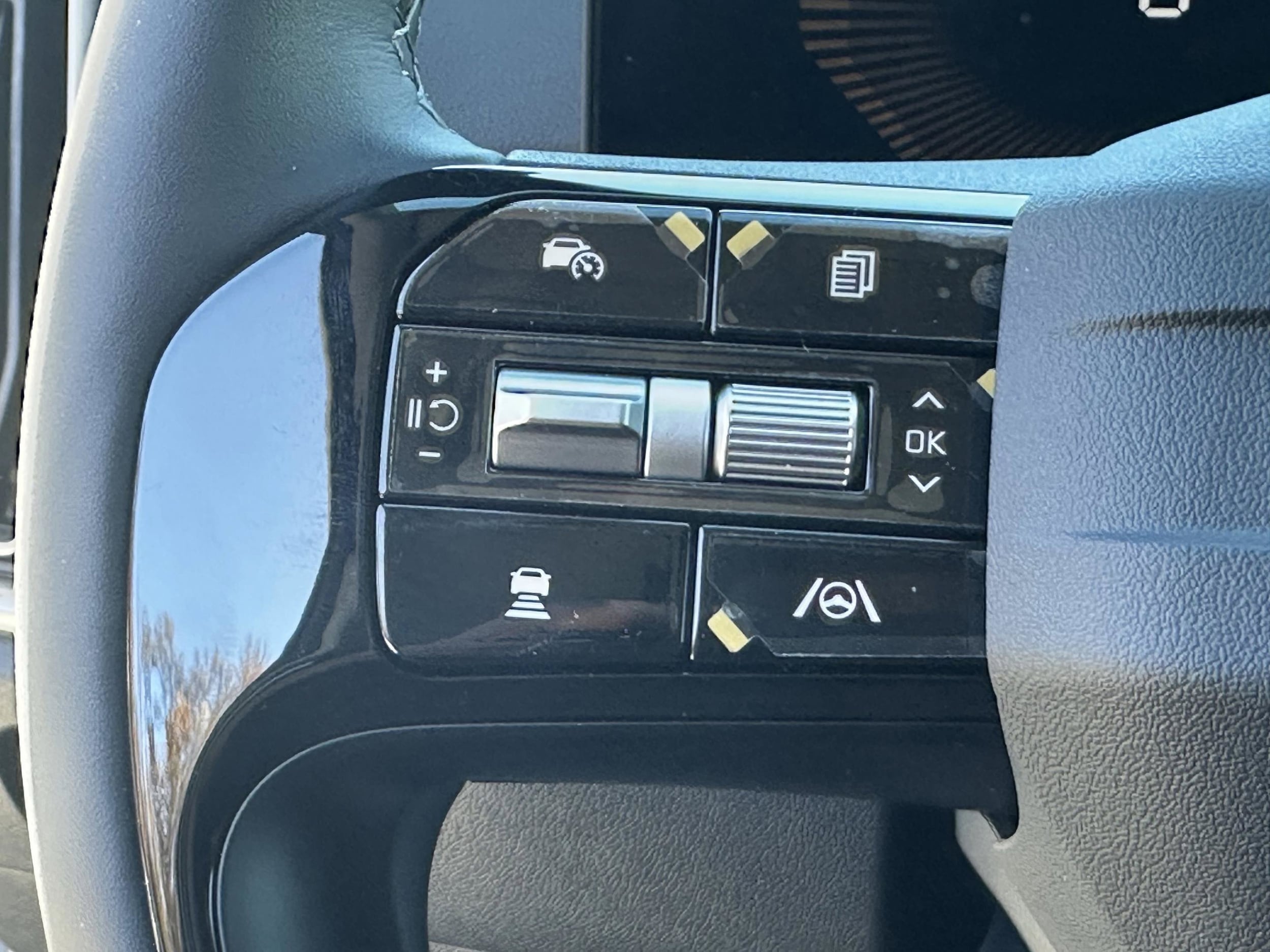 2026 Kia Sorento S - Photo 17
