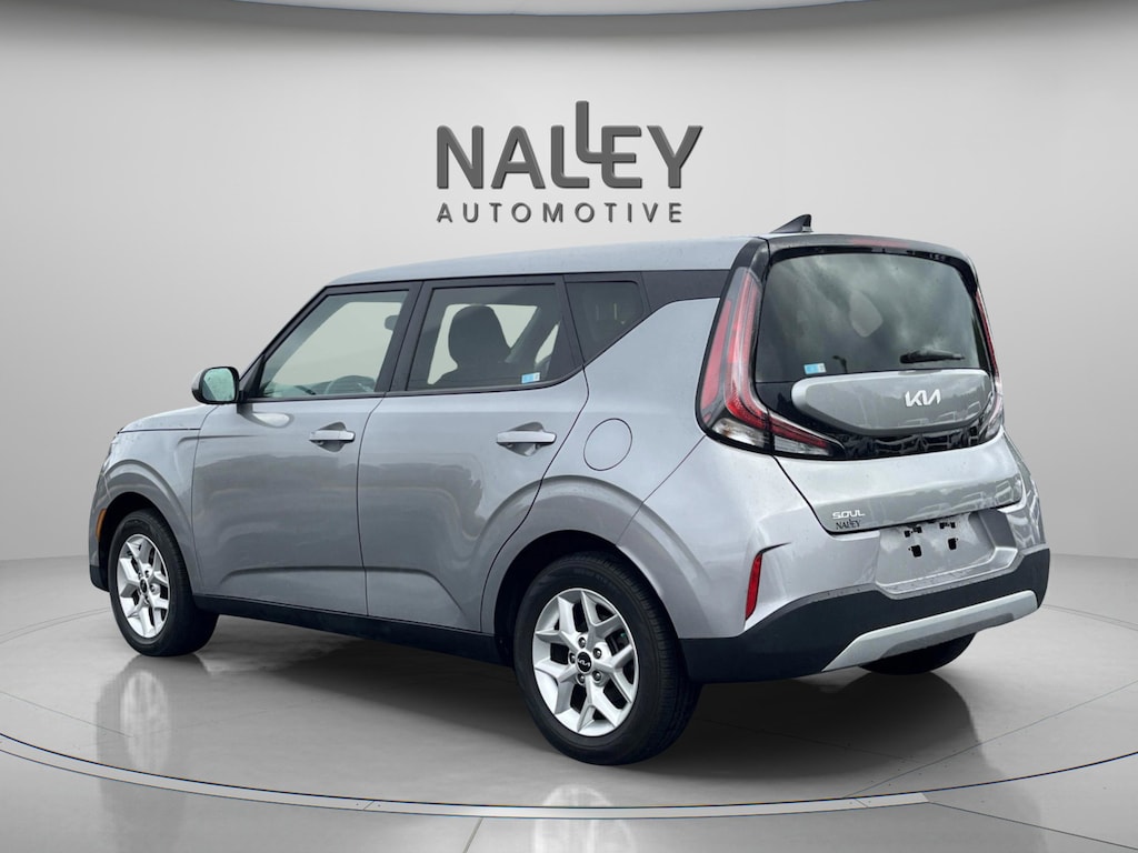 Used 2023 Kia Soul LX Hatchback