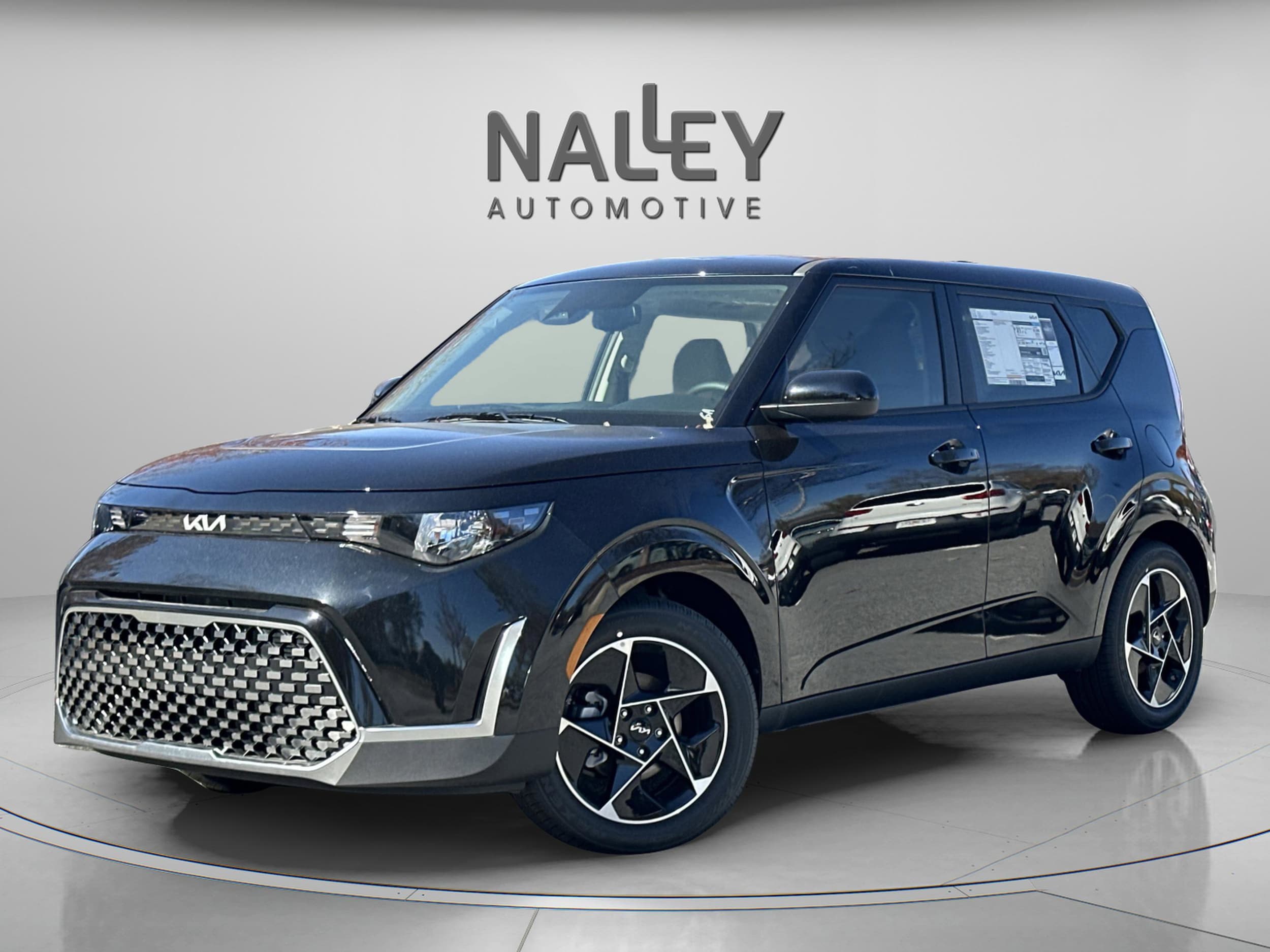 2025 Kia Soul EX's photo