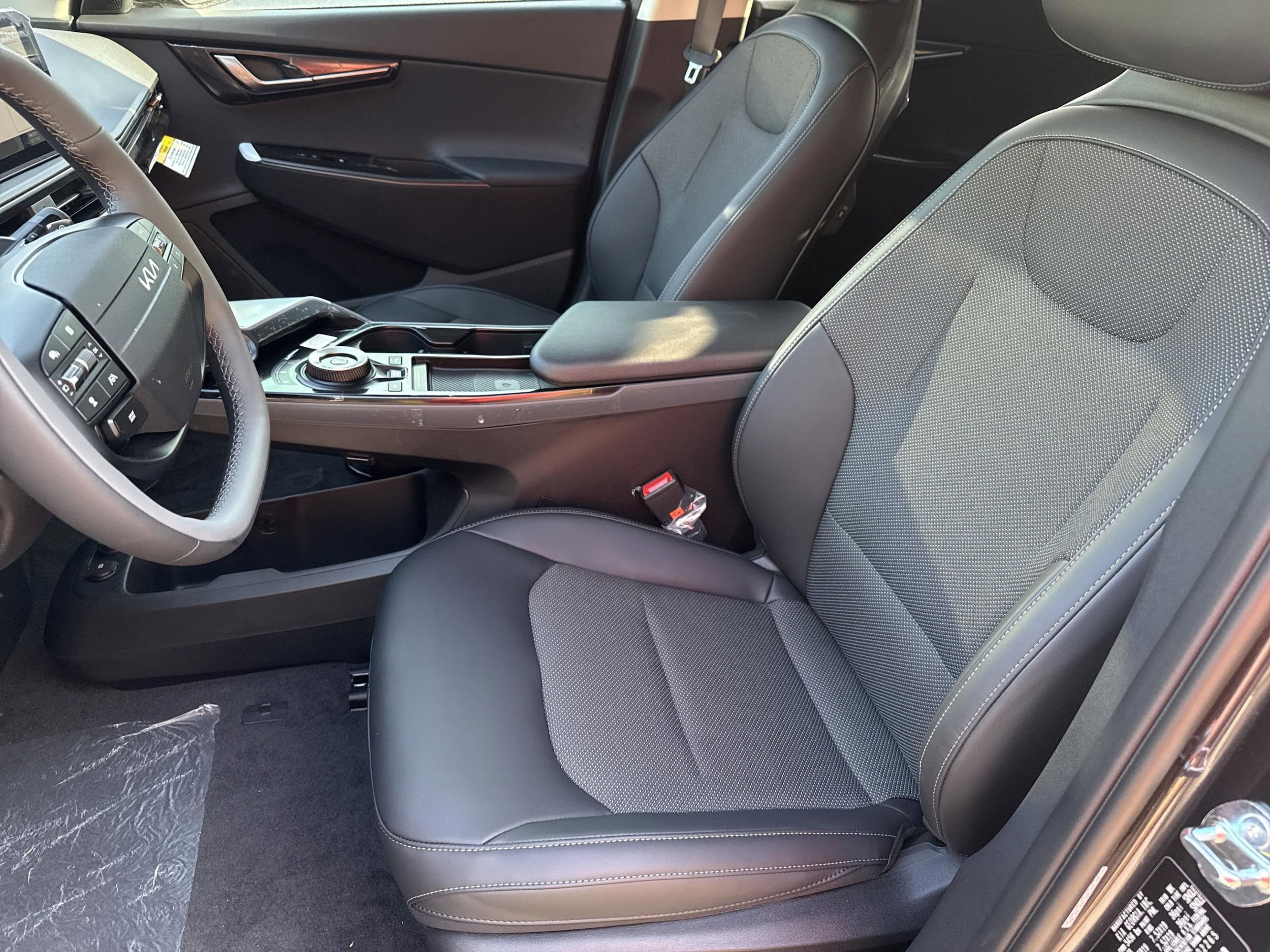 2025 Kia EV6 Light L/R - Photo 24