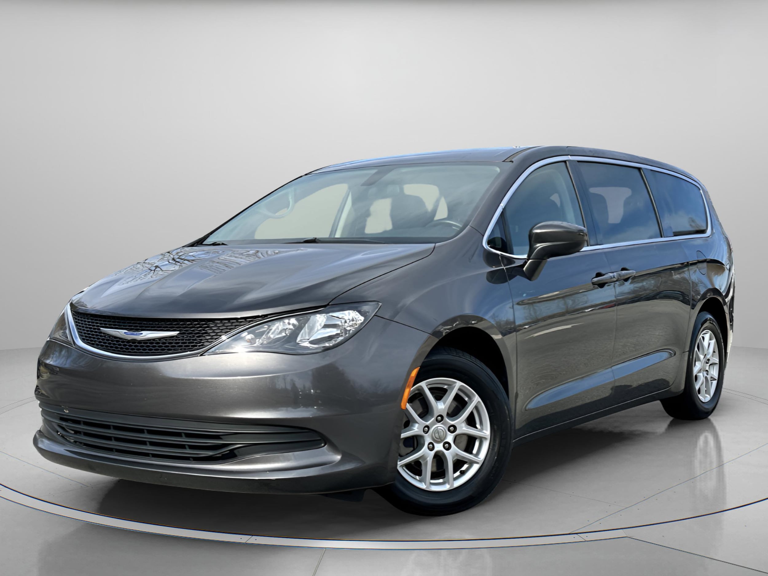 Used 2019 Chrysler Pacifica LX with VIN 2C4RC1CG8KR531453 for sale in Stonecrest, GA