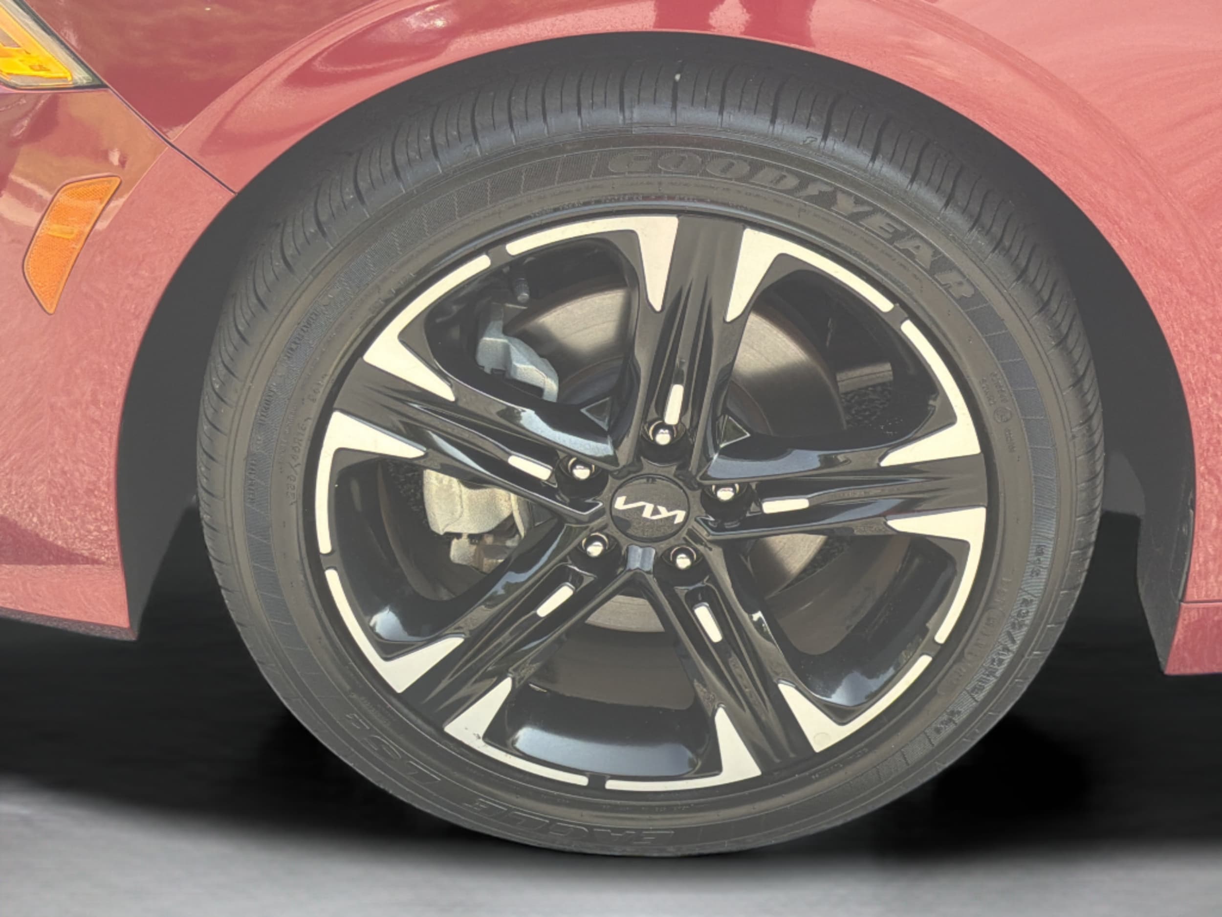2024 Kia K5 GT-Line - Photo 33