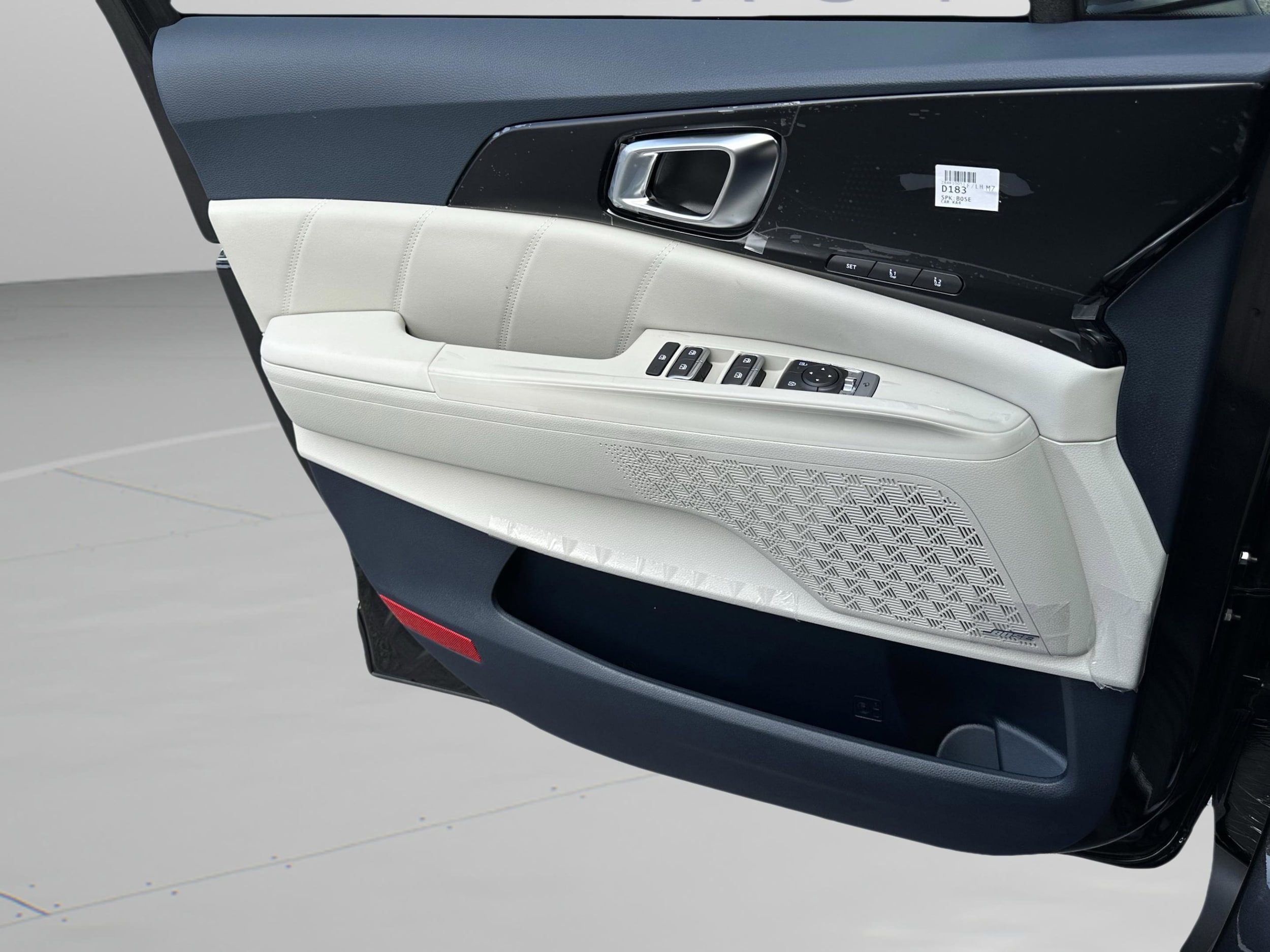2026 Kia Carnival SX Prestige - Photo 20