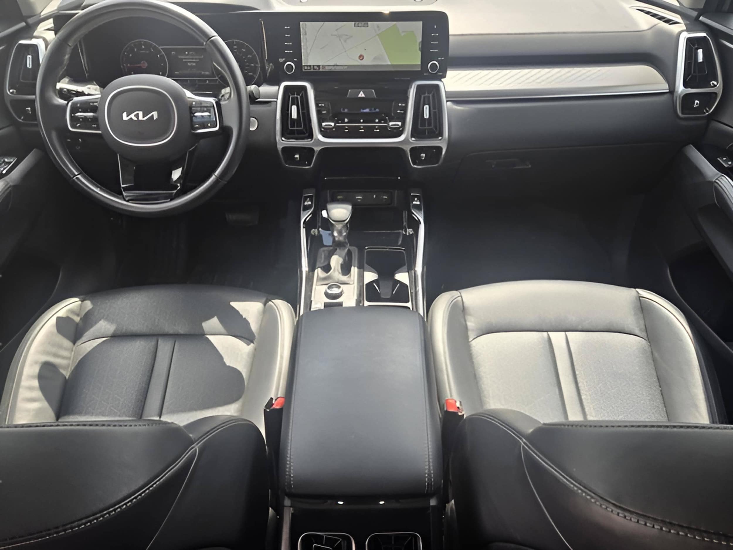 2022 Kia Sorento SX - Photo 12