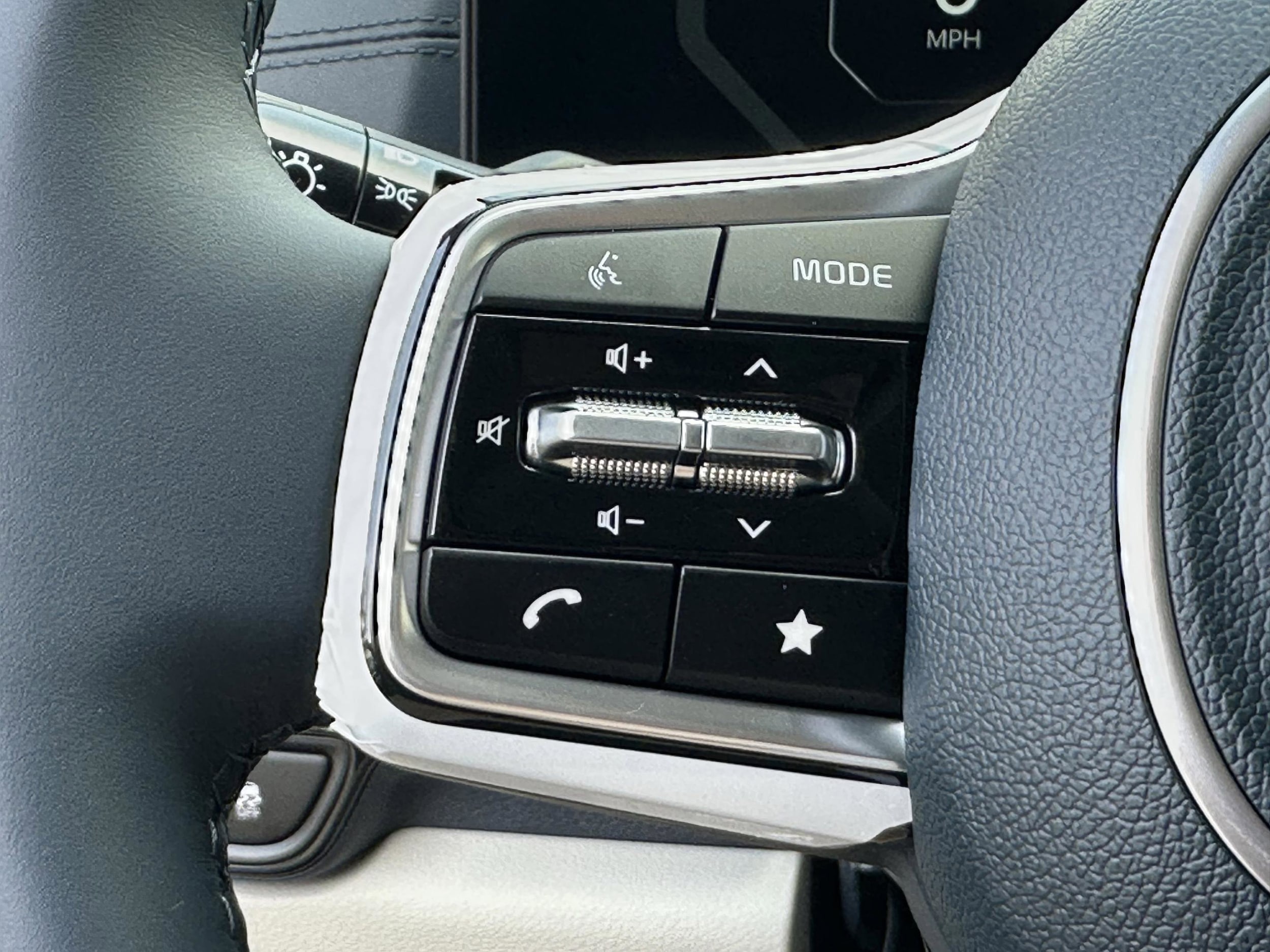 2026 Kia Carnival SX Prestige - Photo 24