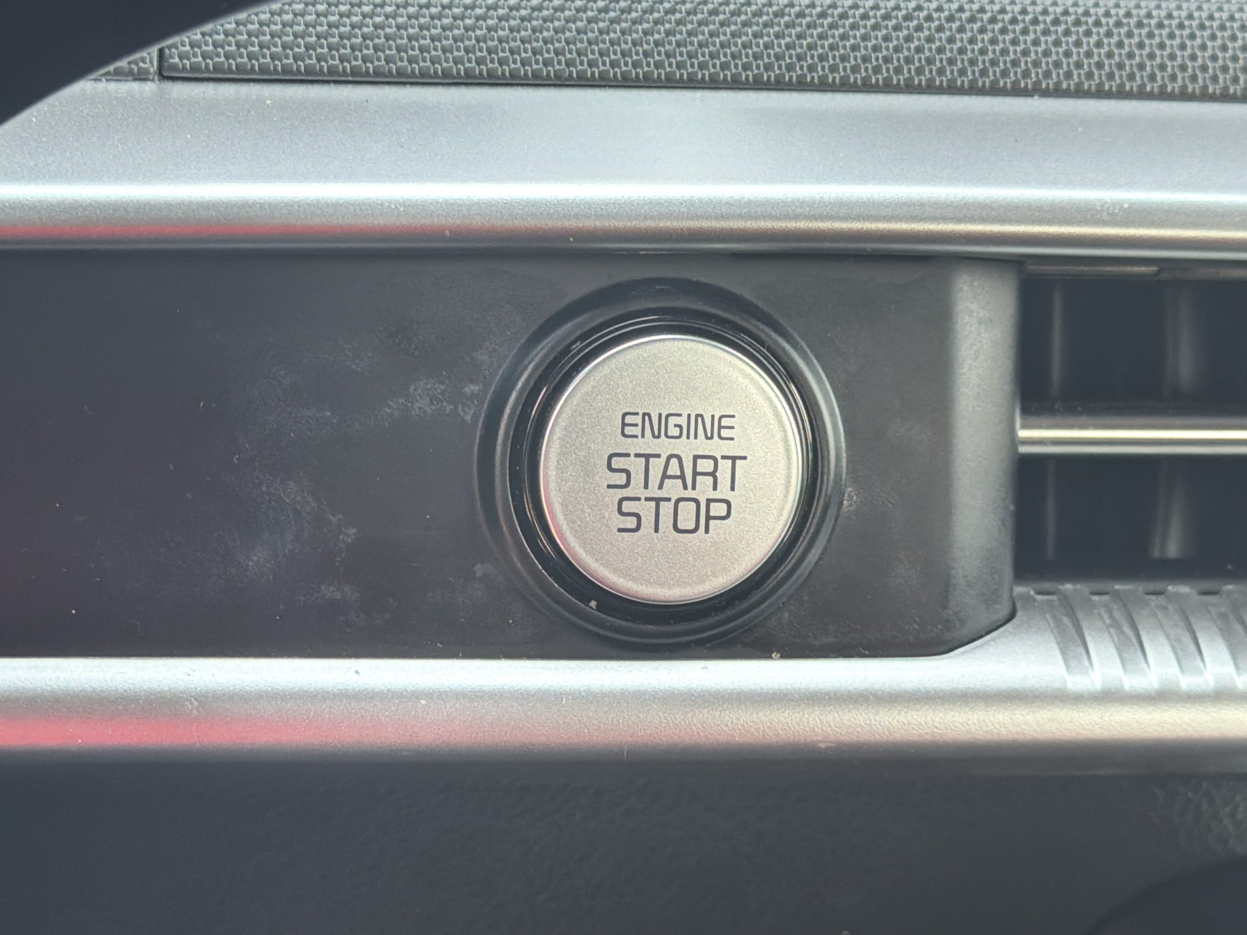 2024 Kia K5 GT-Line - Photo 15