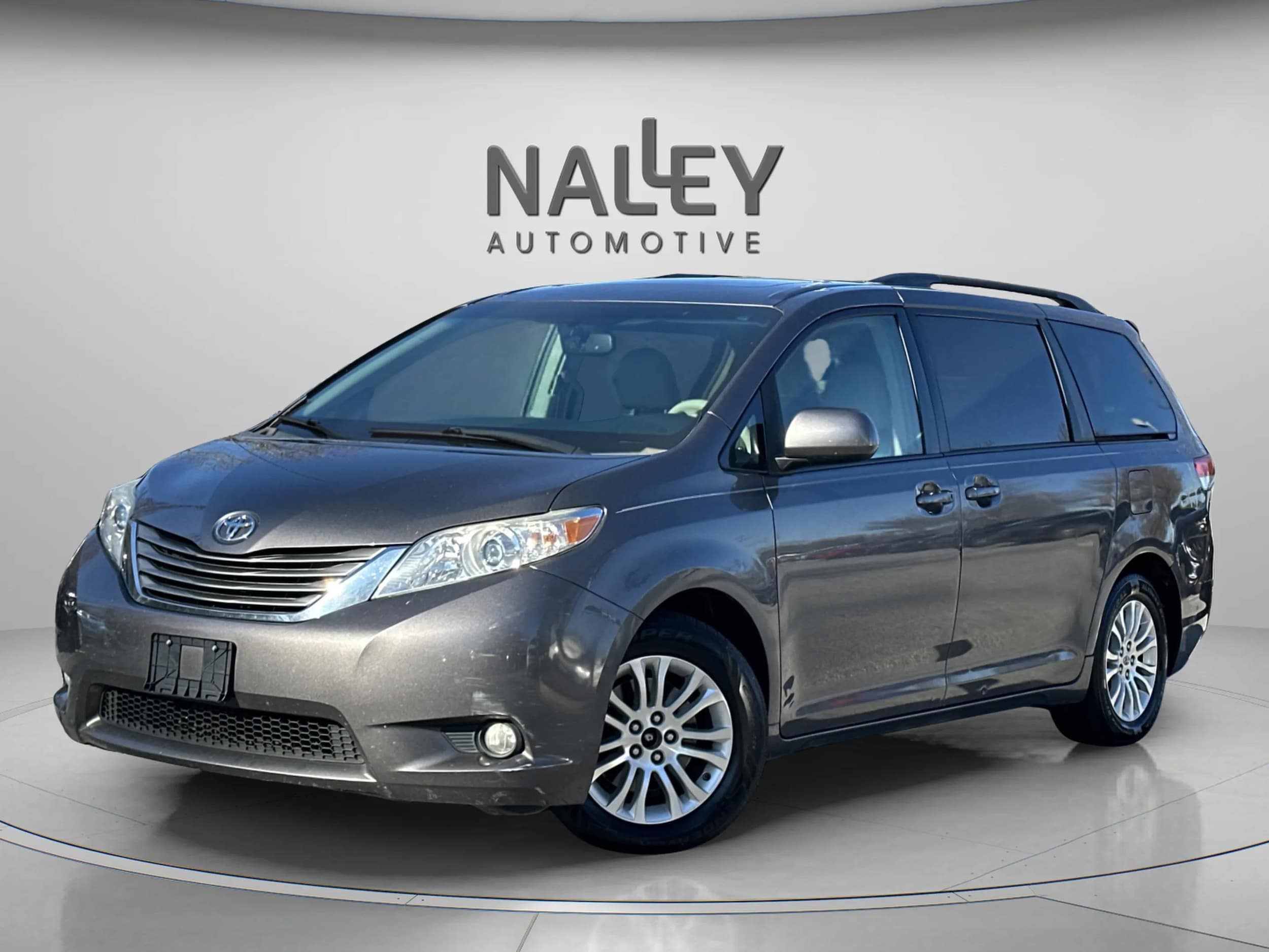 2012 Toyota Sienna XLE