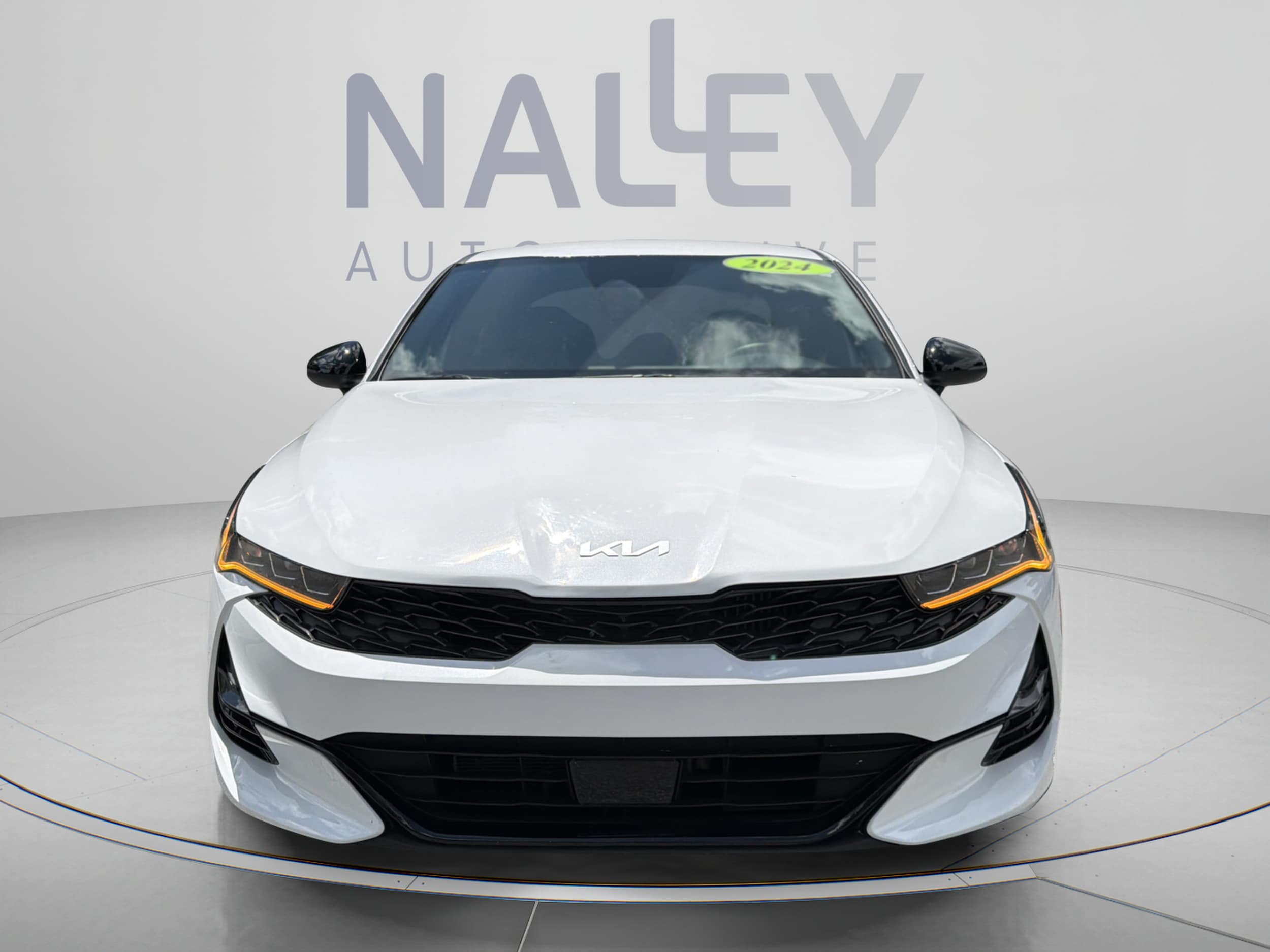 2024 Kia K5 GT-Line - Photo 8
