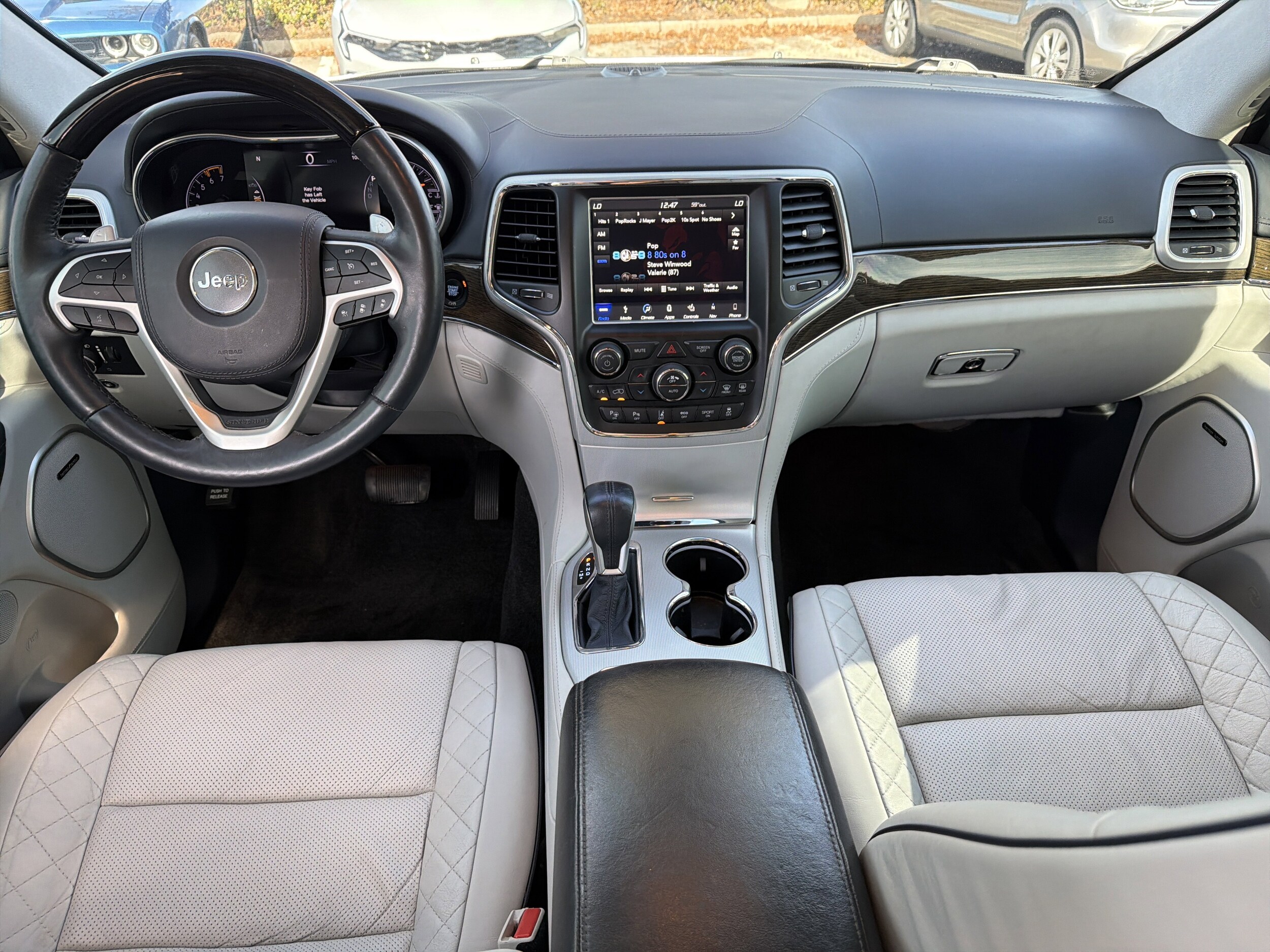 2018 Jeep Grand Cherokee Summit photo 2