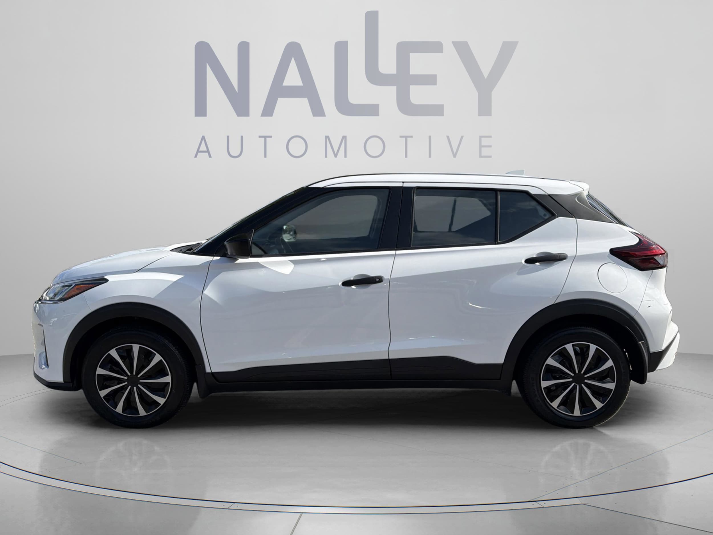 Used 2022 Nissan Kicks S with VIN 3N1CP5BVXNL505250 for sale in Stonecrest, GA