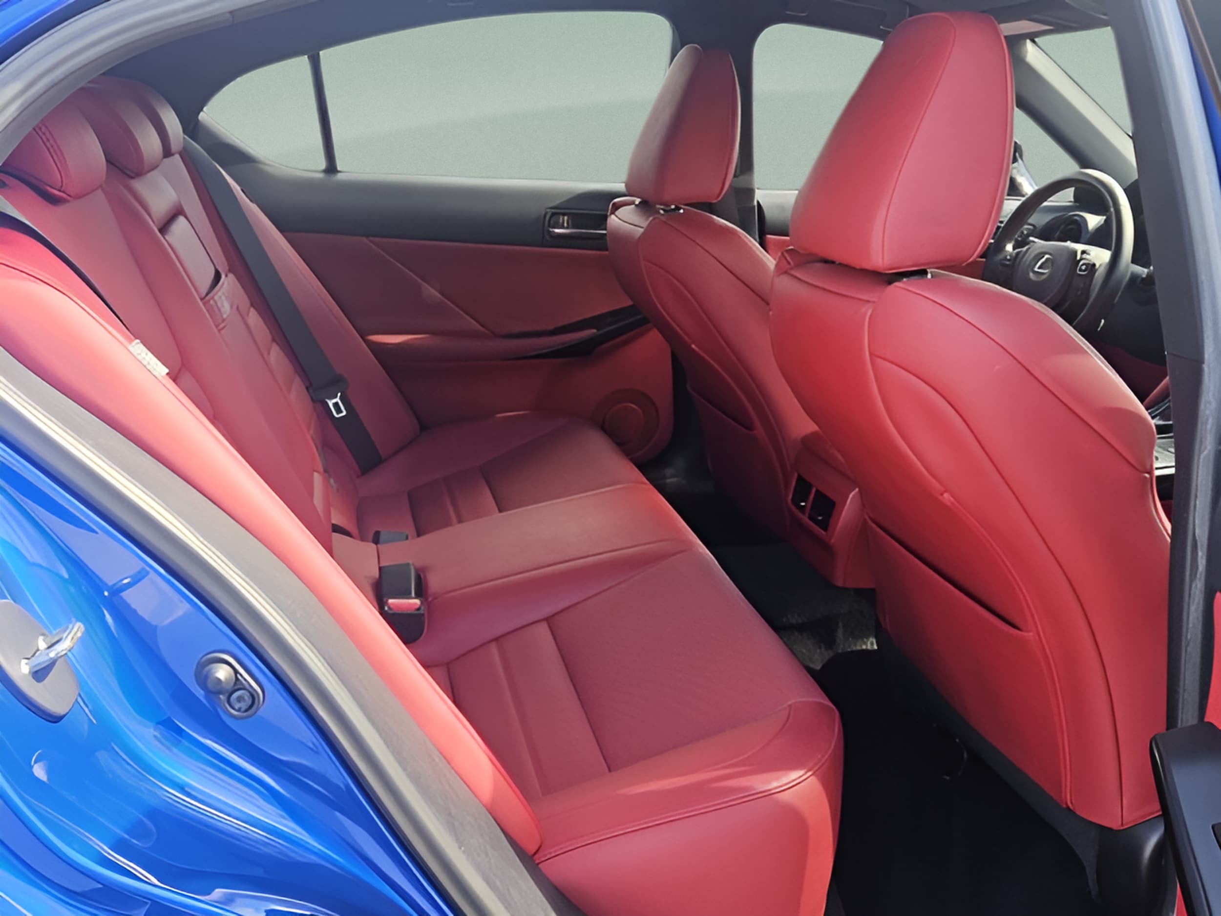 2023 Lexus IS 350 F SPORT - Photo 15