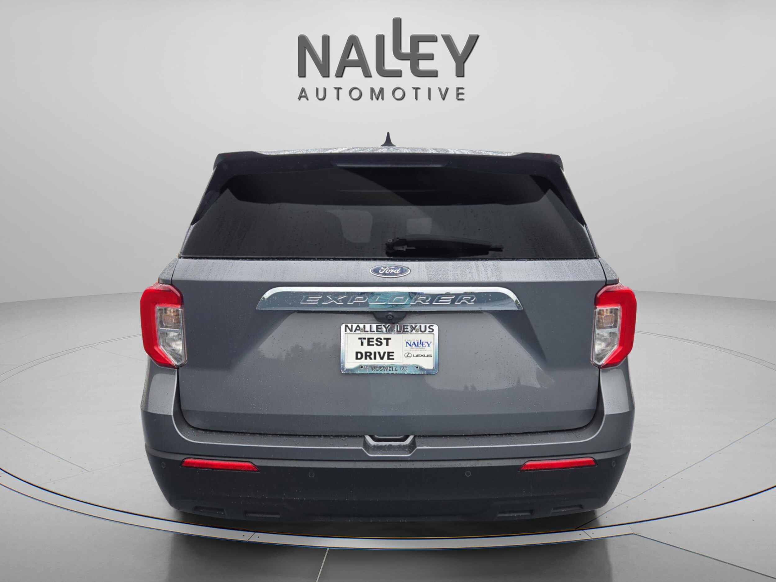 2021 Ford Explorer Base photo 3