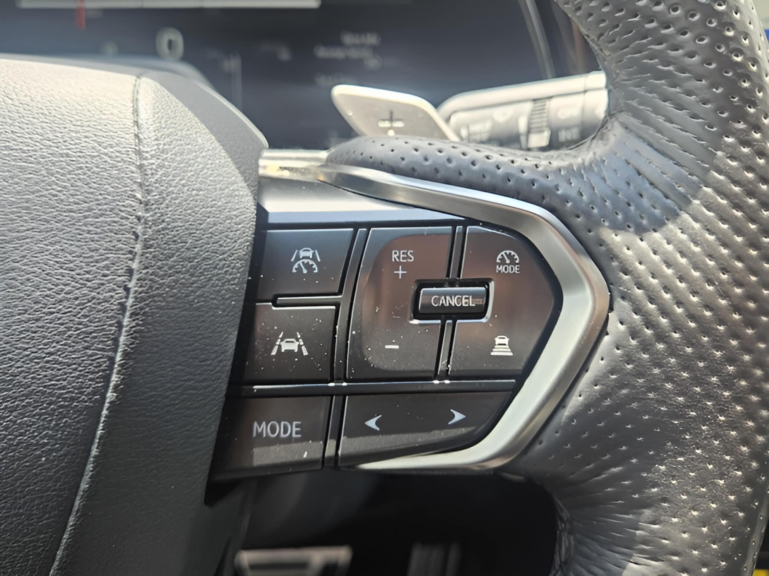 2024 Lexus TX Hybrid 500h - Photo 15