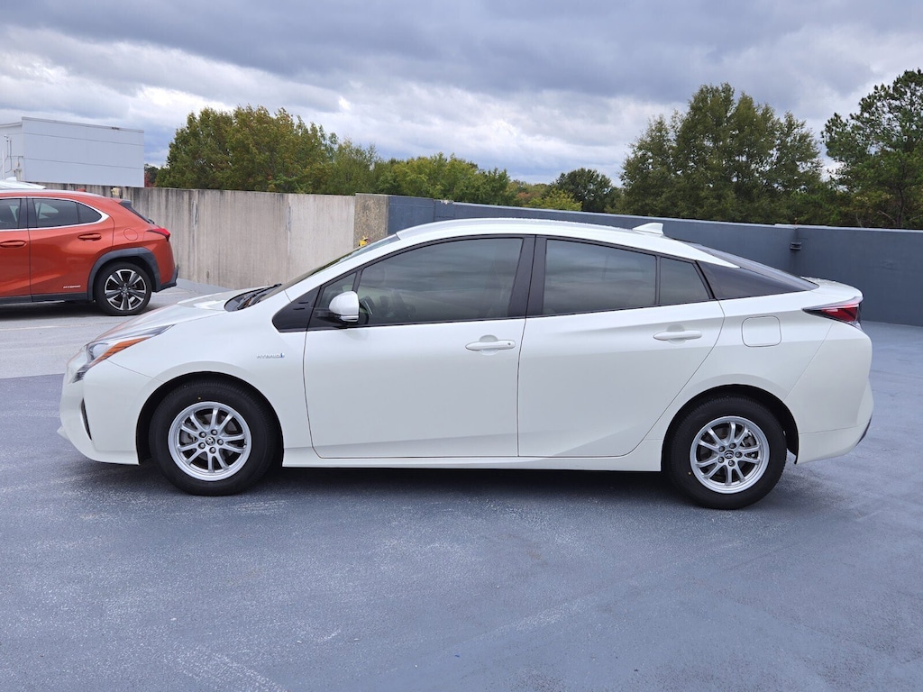 Used 2016 Toyota Prius Four HB Four