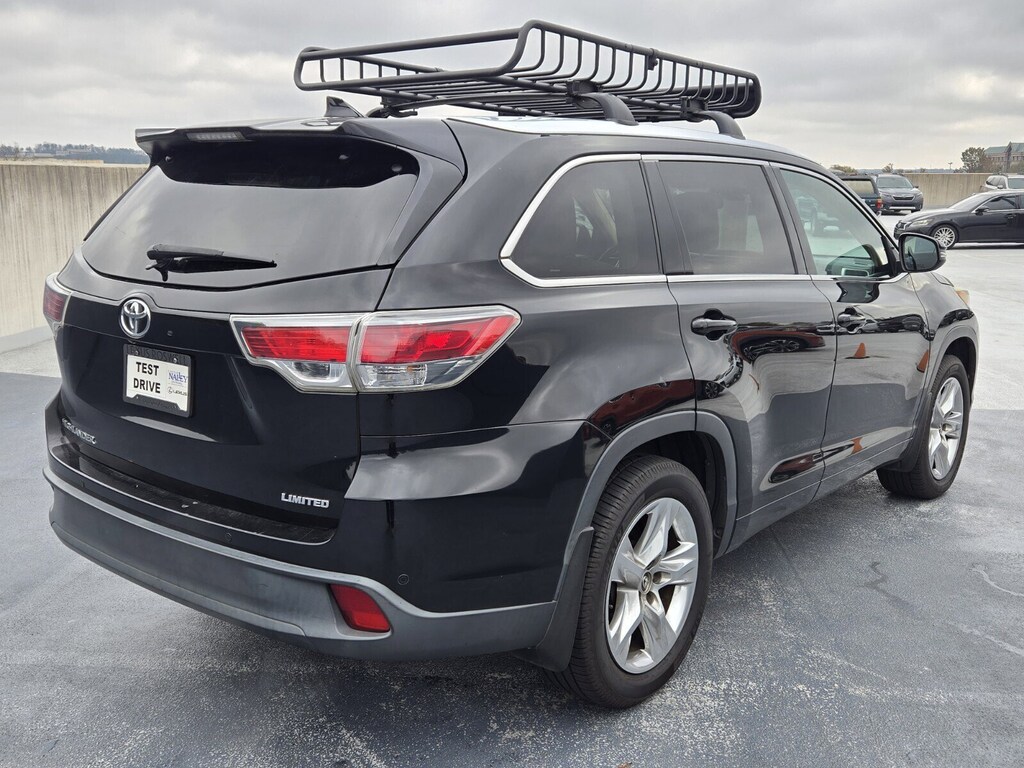 Used 2016 Toyota Highlander Limited Platinum V6 FWD V6 Limited