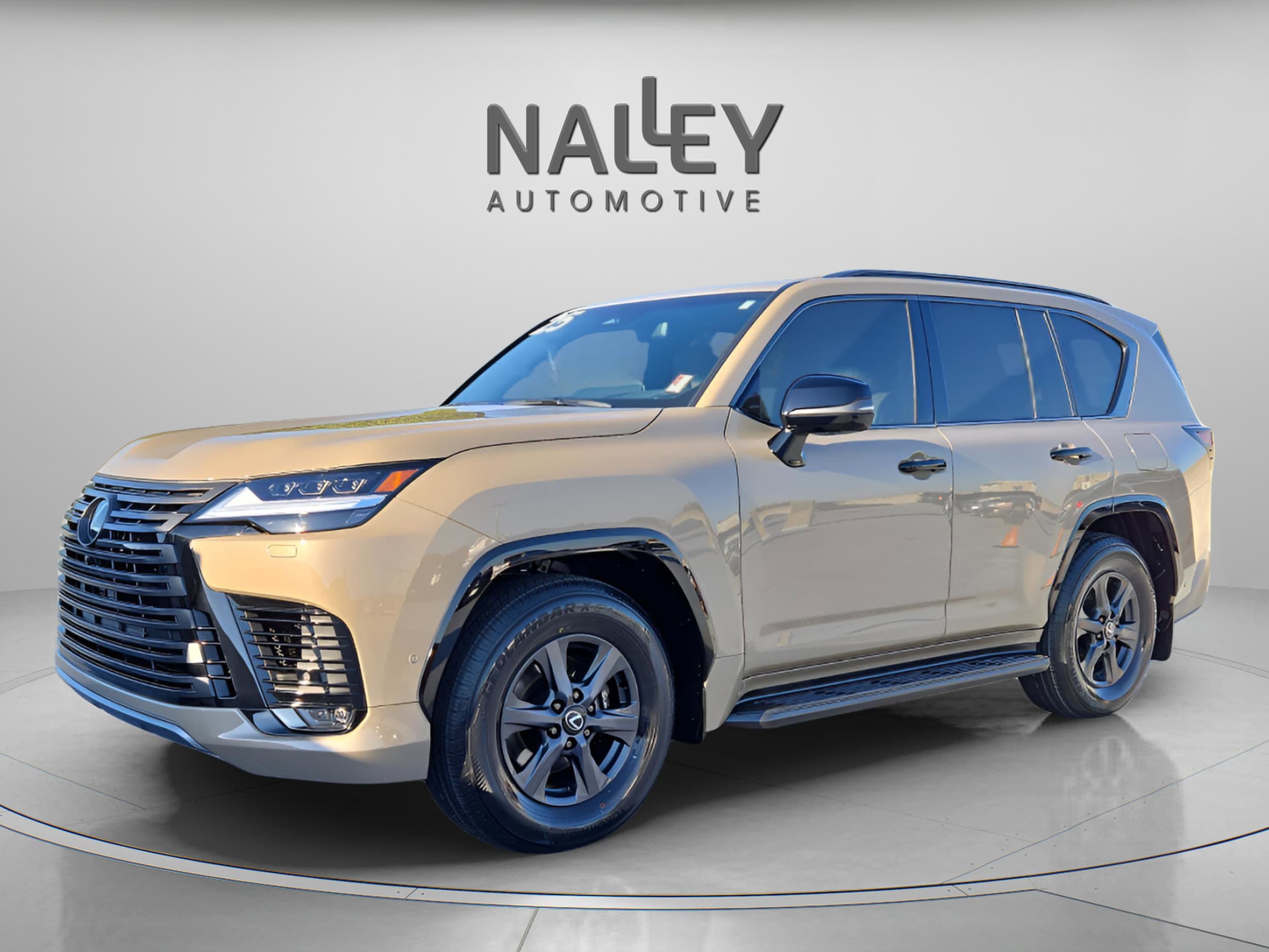 2025 Lexus LX Overtrail's photo