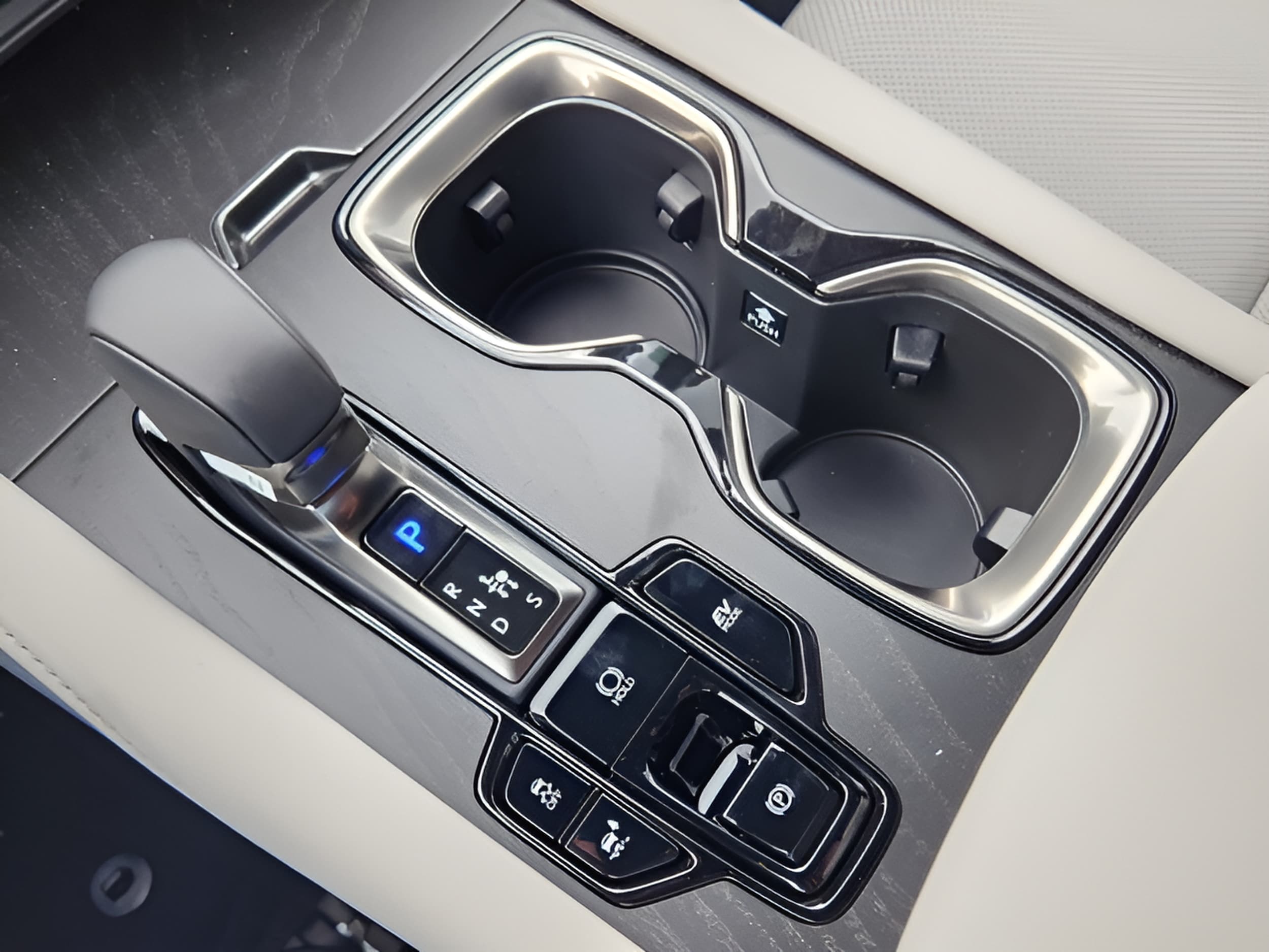 2026 Lexus RX 350h Premium - Photo 24