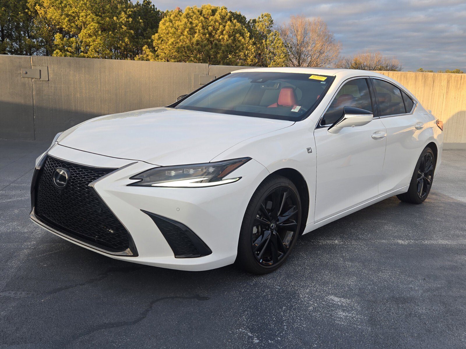 2023 Lexus ES 350 F SPORT Handling's photo