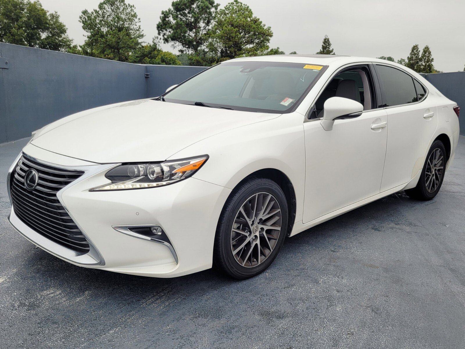 Used 2017 Lexus ES 350 with VIN JTHBK1GG2H2249104 for sale in Roswell, GA