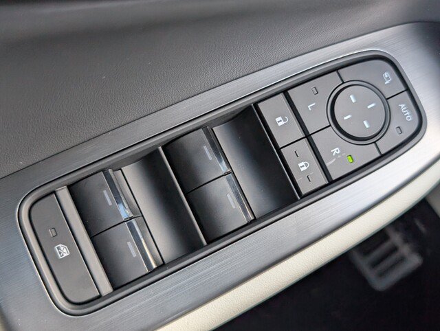 2026 Lexus IS 350 F SPORT - Photo 28