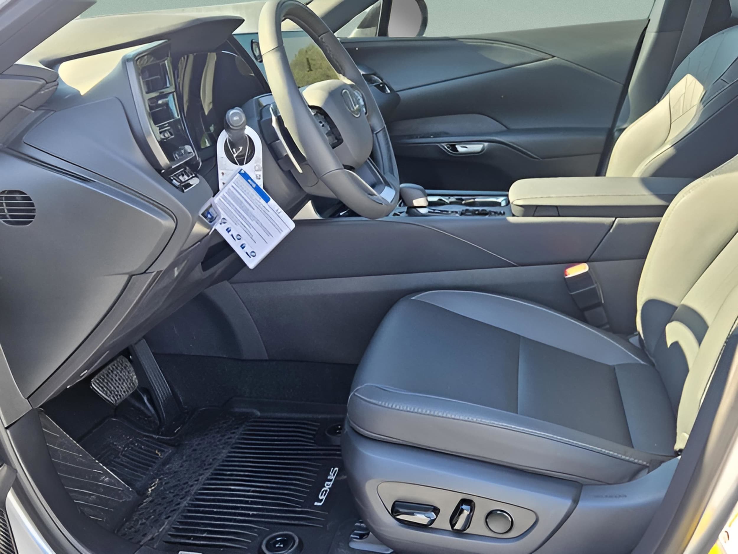 2026 Lexus RX 350 Premium - Photo 19