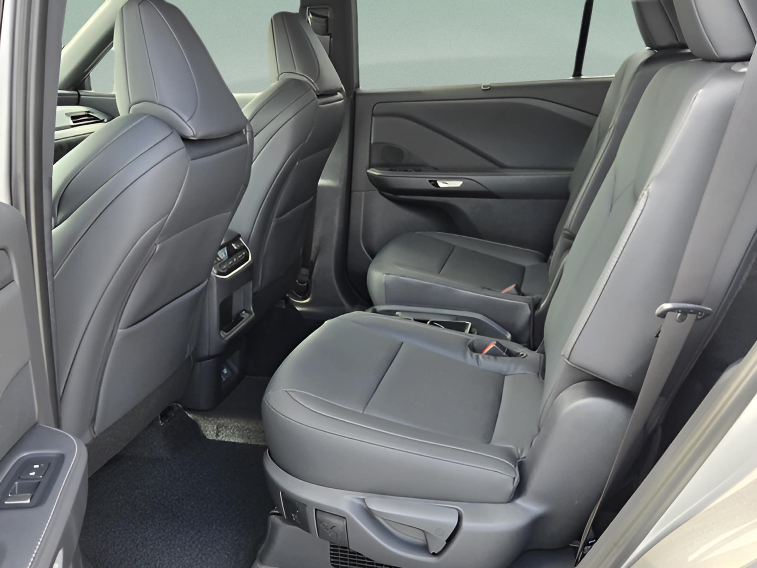 2026 Lexus TX 500h F-Sport Premium - Photo 31