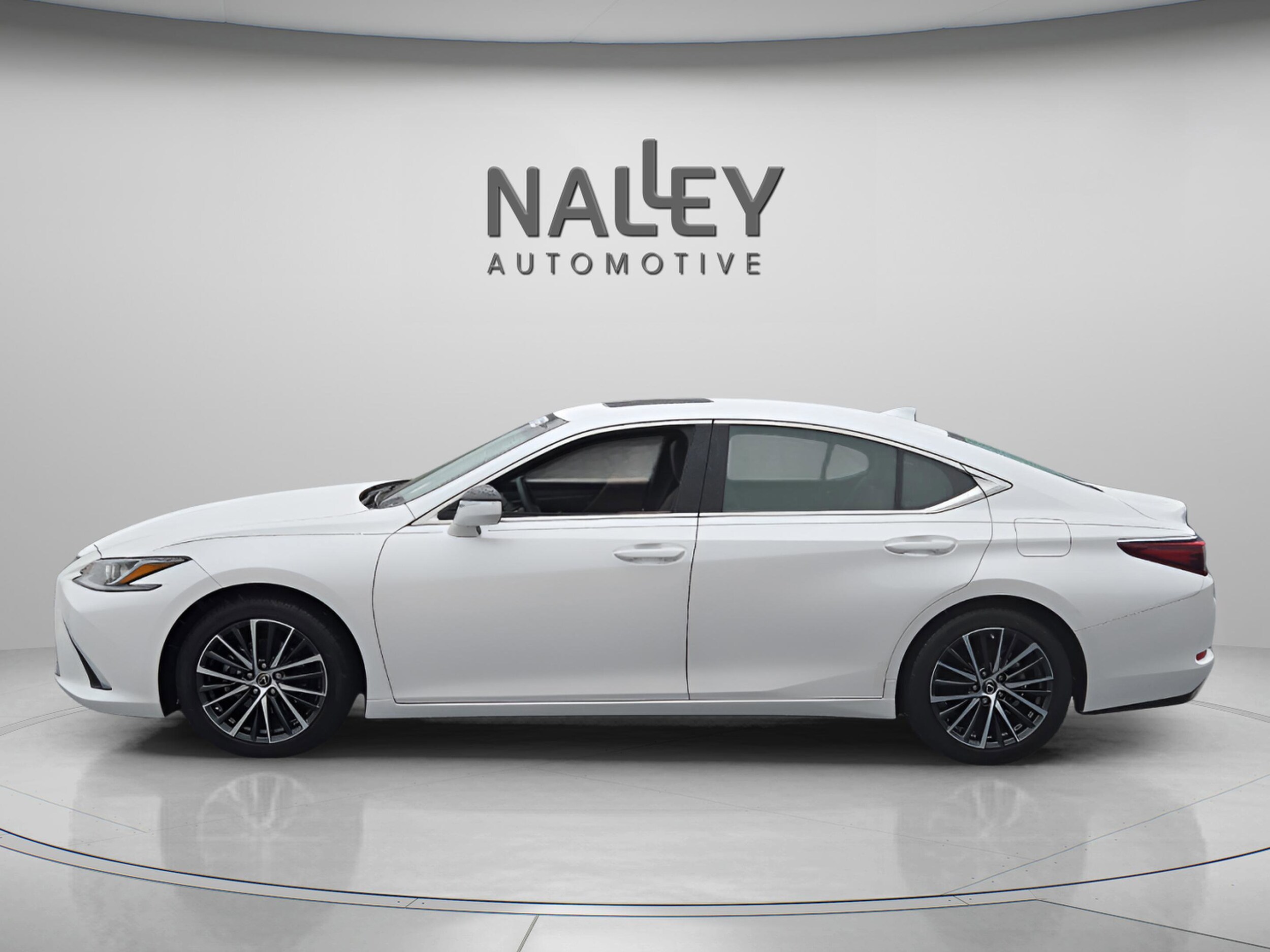 2024 Lexus ES 350 Premium photo 2