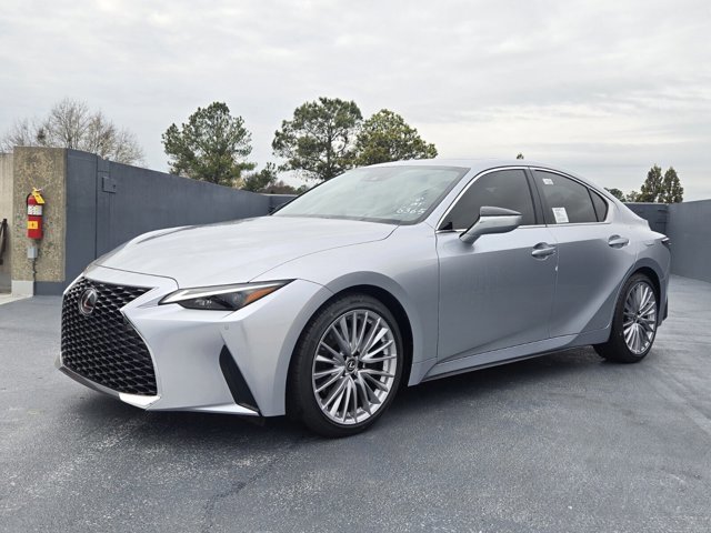 2025 Lexus IS 300's photo