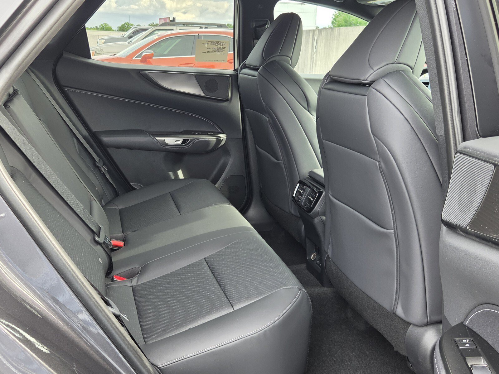 2026 Lexus NX 350 F-Sport - Photo 19