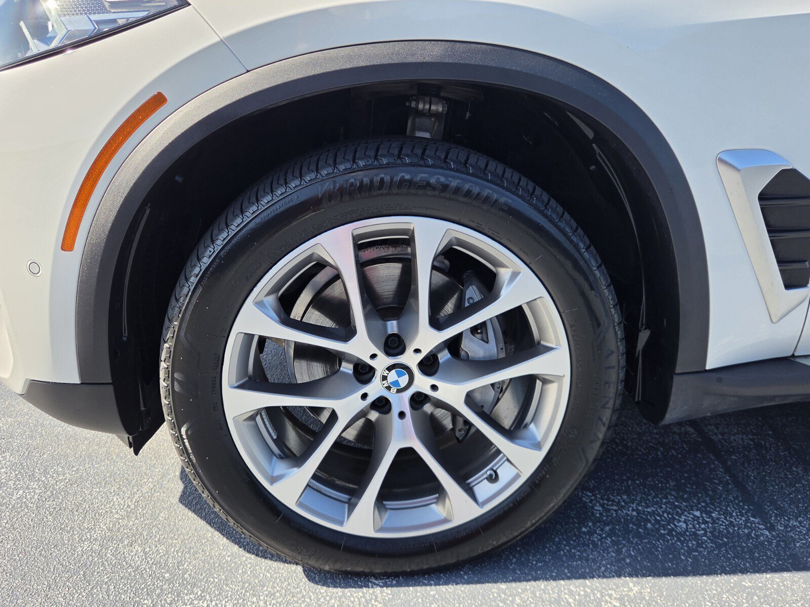 2026 BMW X5 40i - Photo 13