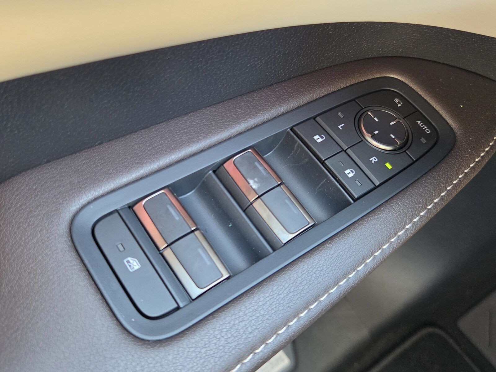 2026 Lexus RX 350 Luxury - Photo 33