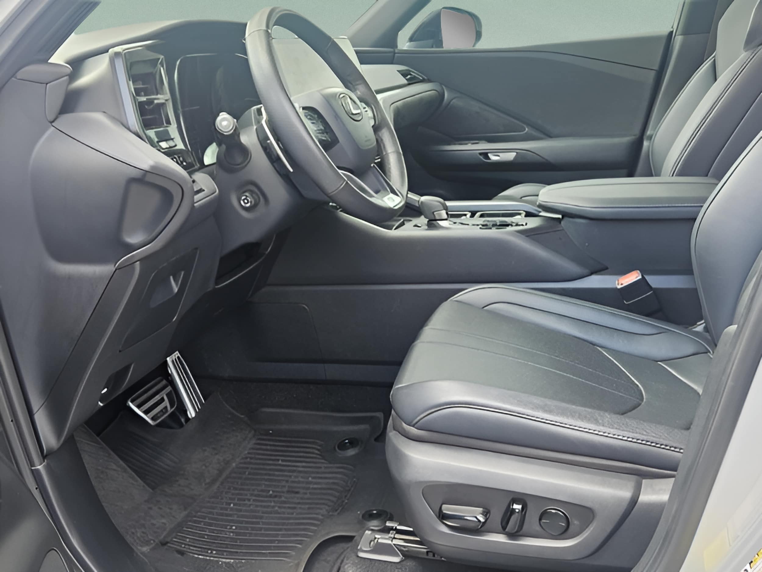 2024 Lexus TX Hybrid 500h - Photo 29