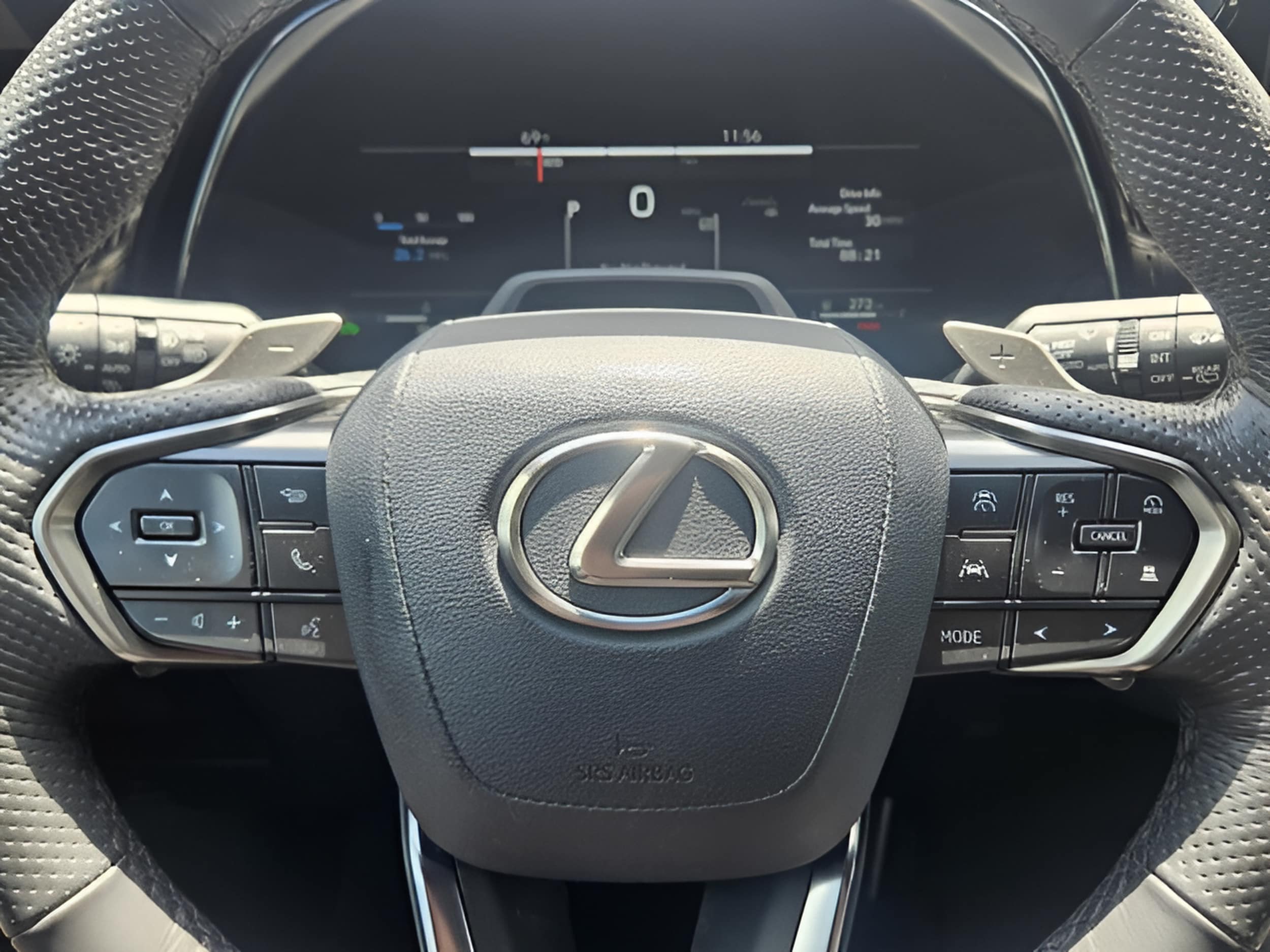 2024 Lexus TX Hybrid 500h - Photo 17