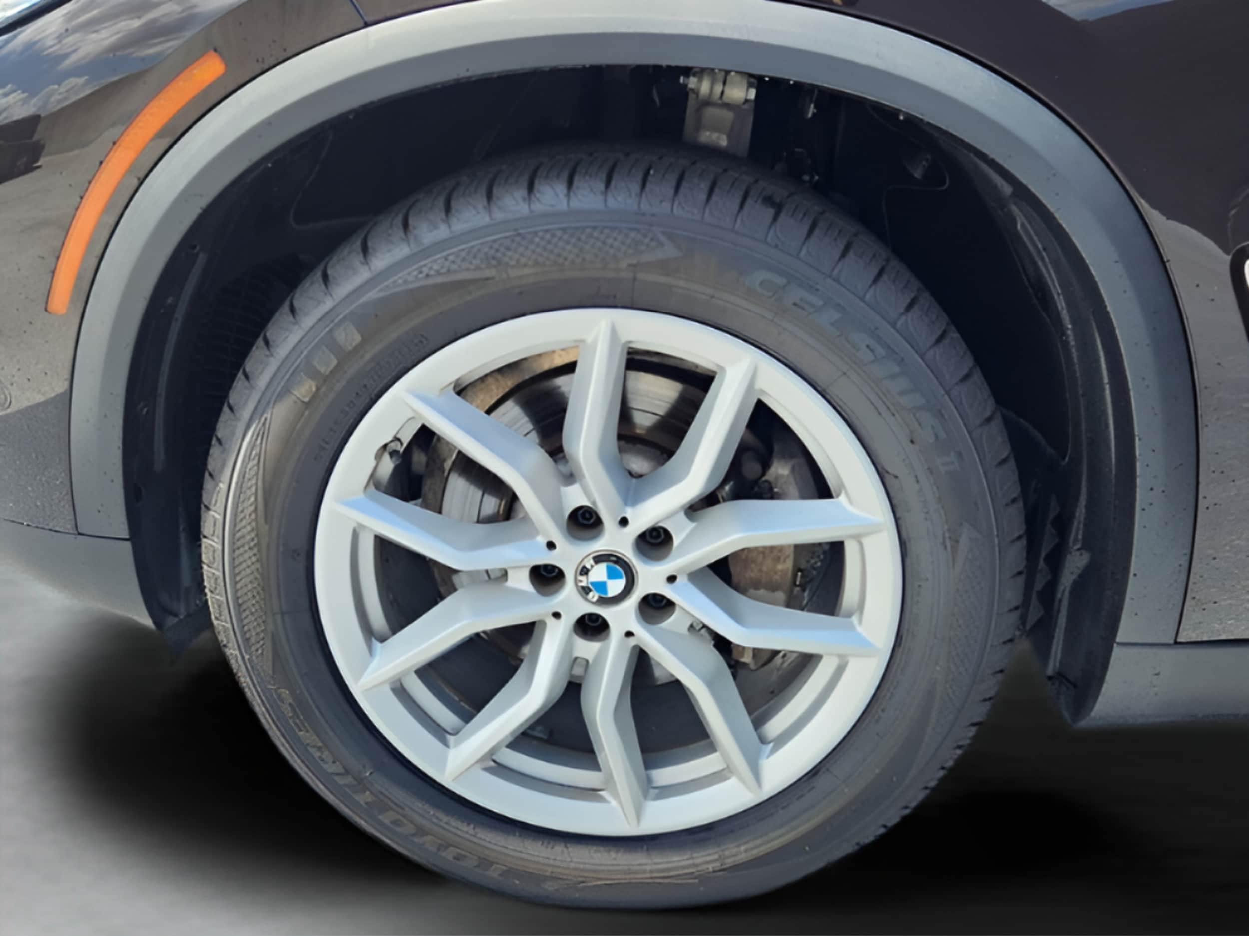 2021 BMW X5 40i - Photo 39