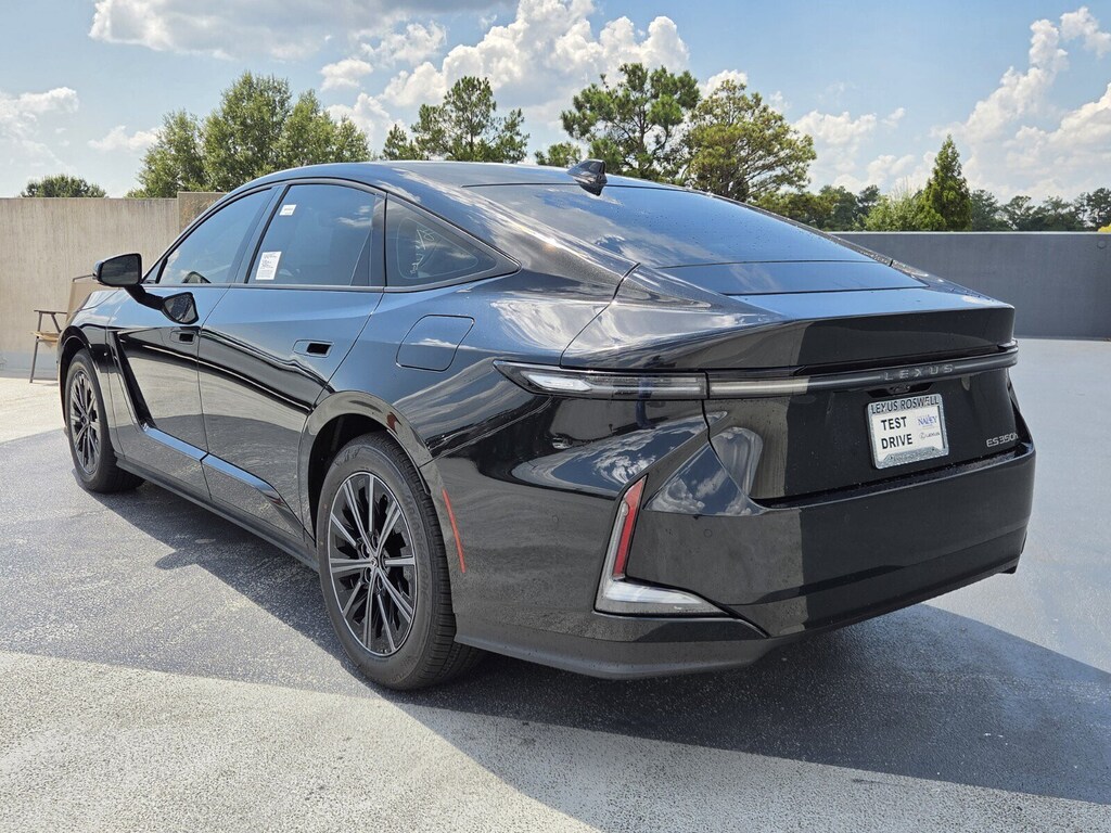New 2026 Lexus ES 350h Premium+ SEDAN
