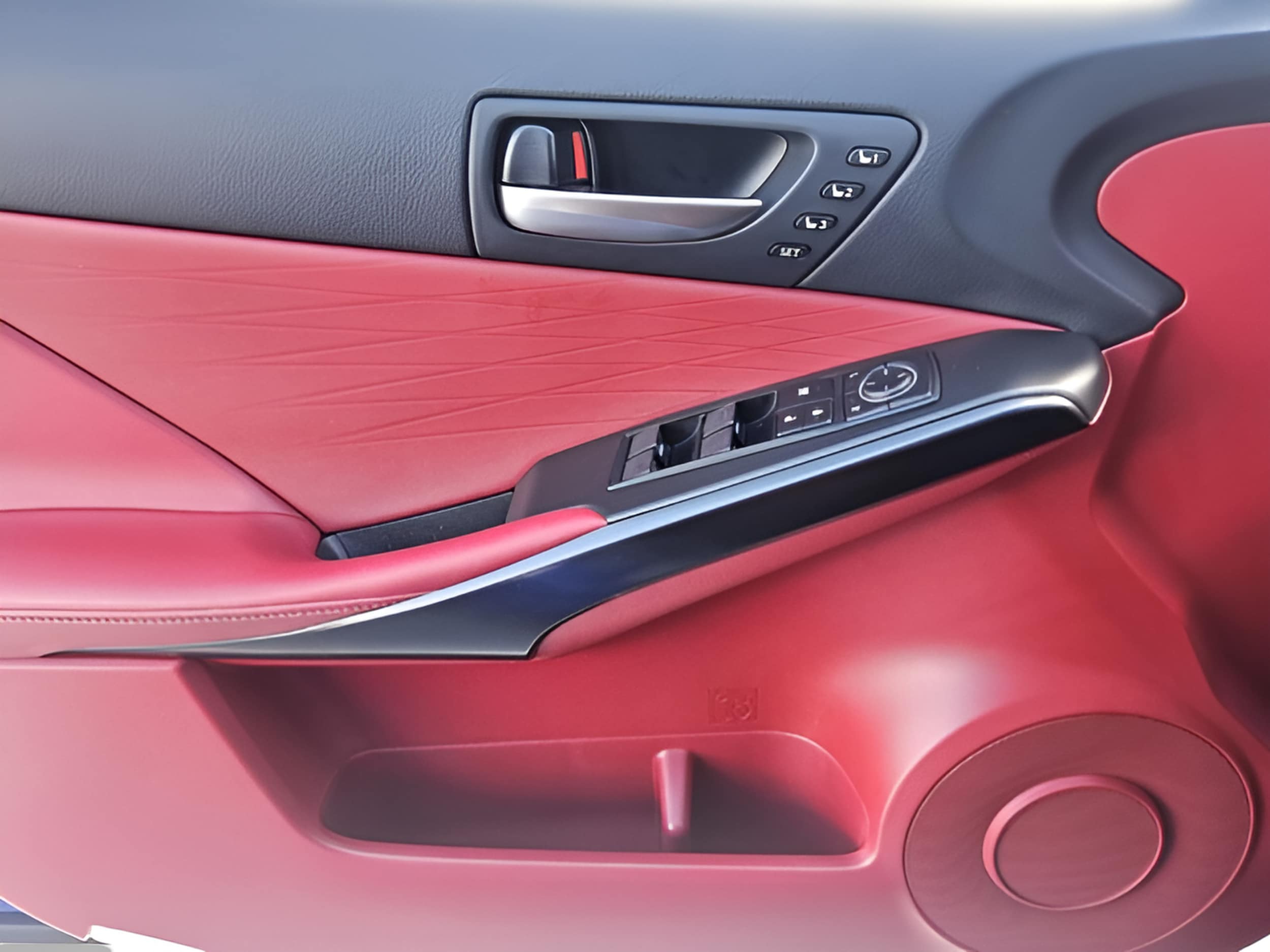2023 Lexus IS 350 F SPORT - Photo 29
