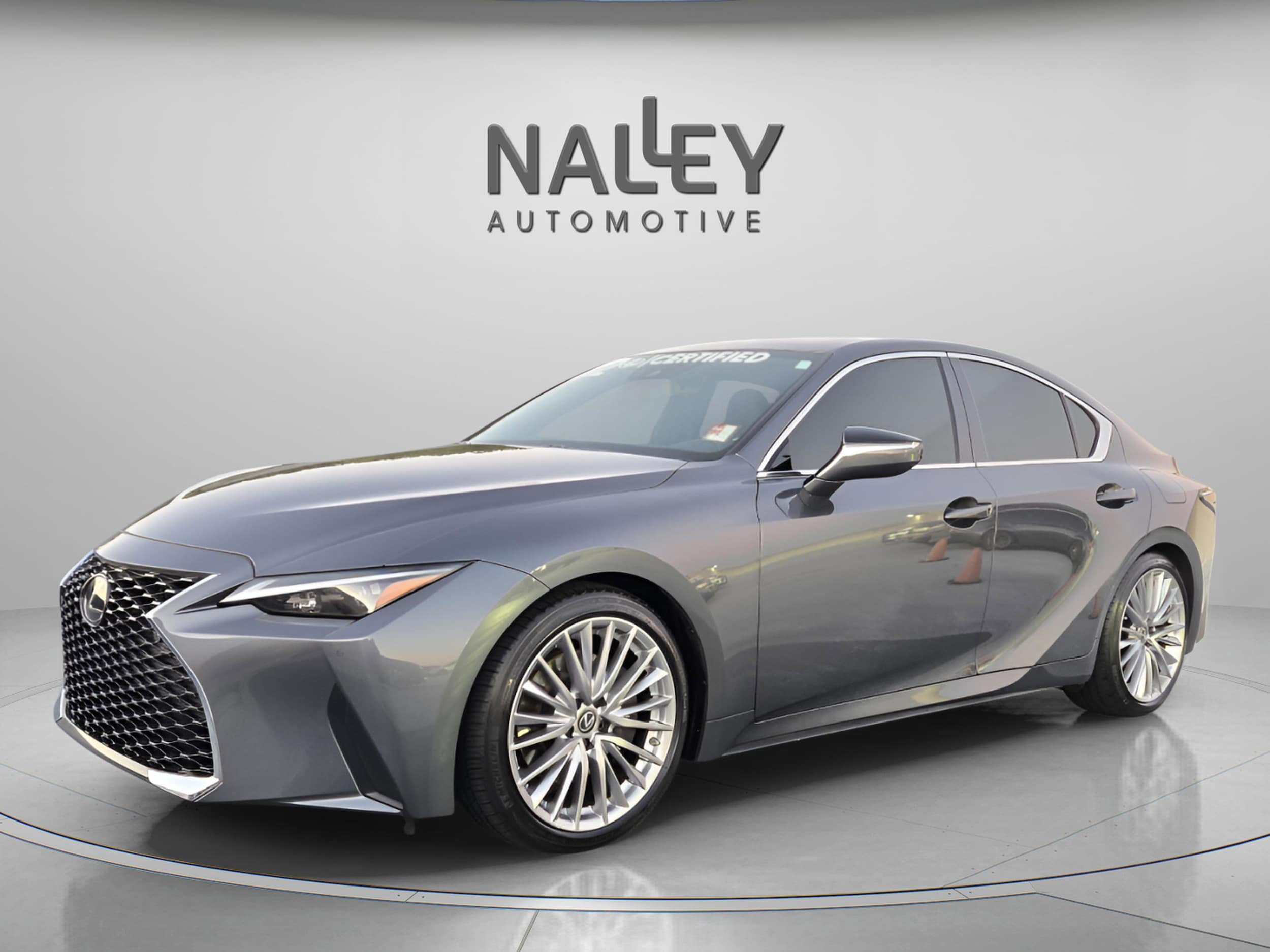 2022 Lexus IS 300's photo