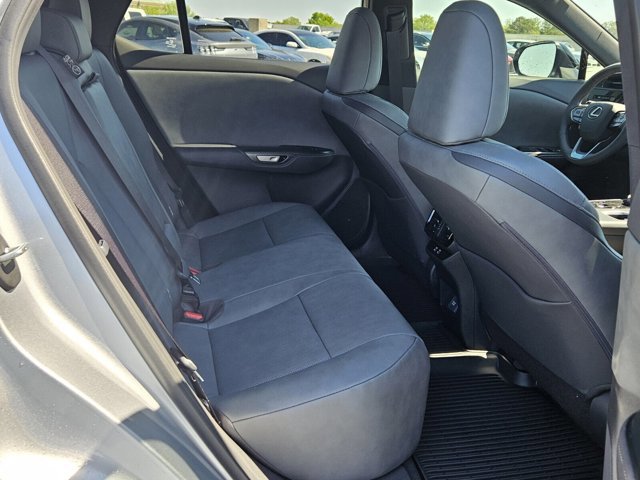 2026 Lexus RZ Premium - Photo 9