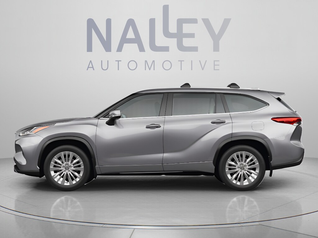 Used 2025 Toyota Highlander Hybrid XLE