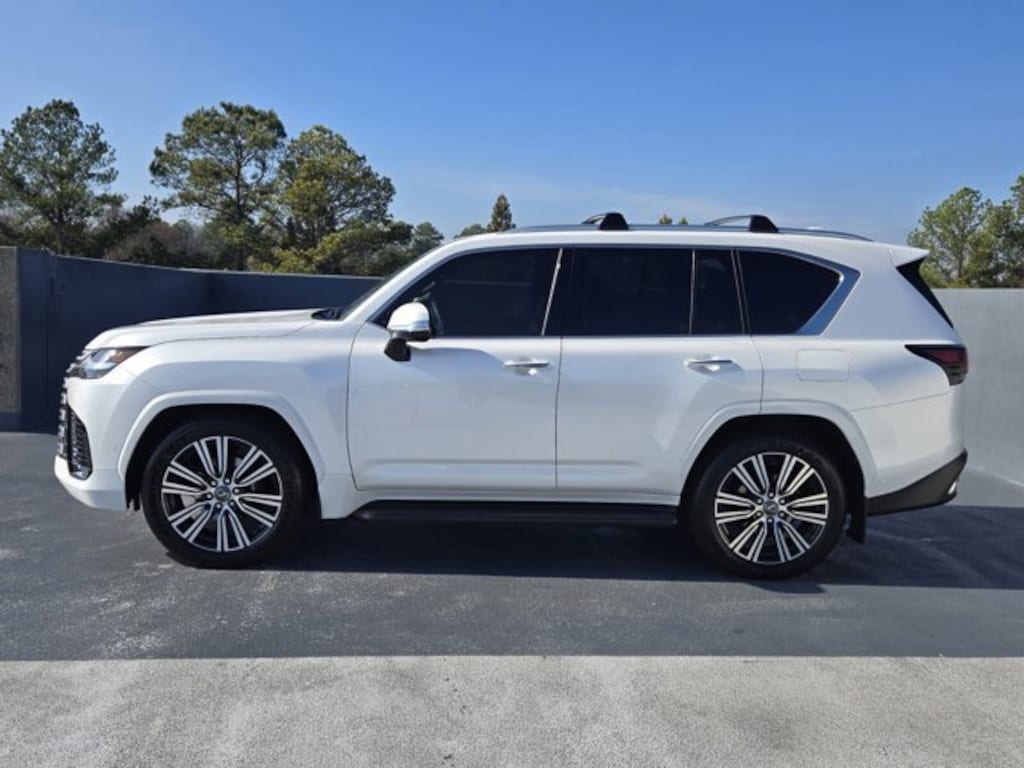 New 2026 Lexus LX 700h Luxury Sport Utility