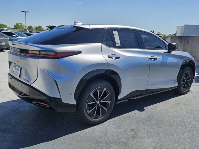 2026 Lexus RZ Premium - Photo 8