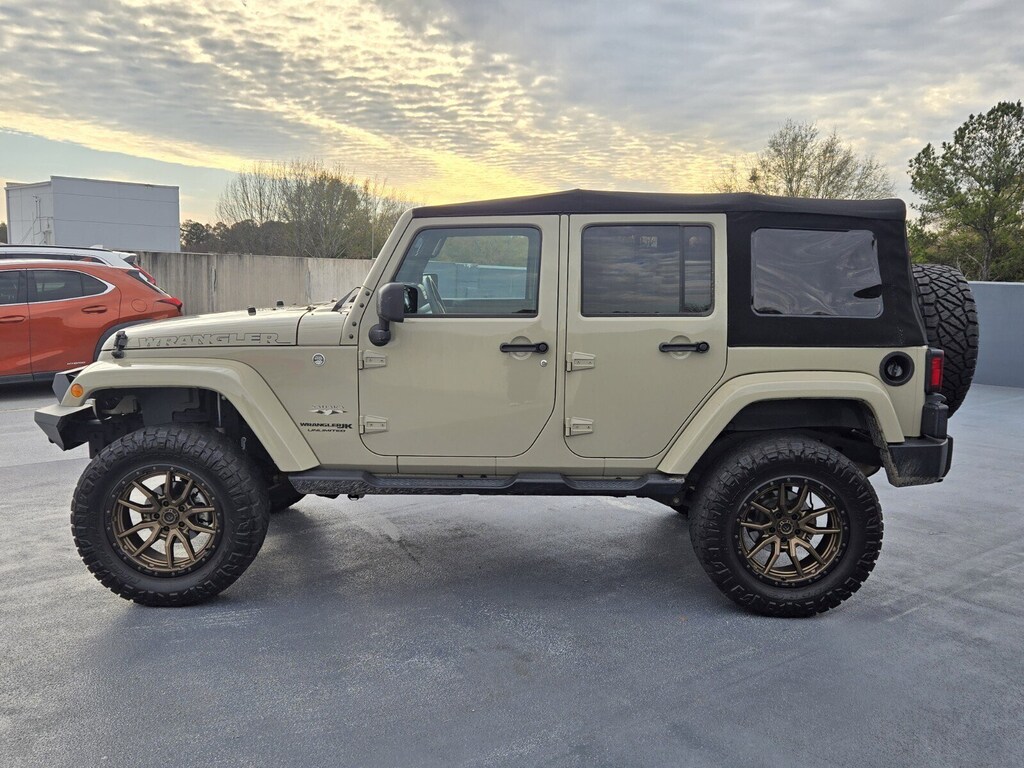 Used 2018 Jeep Wrangler JK Unlimited Unlimited Sahara Sahara 4x4