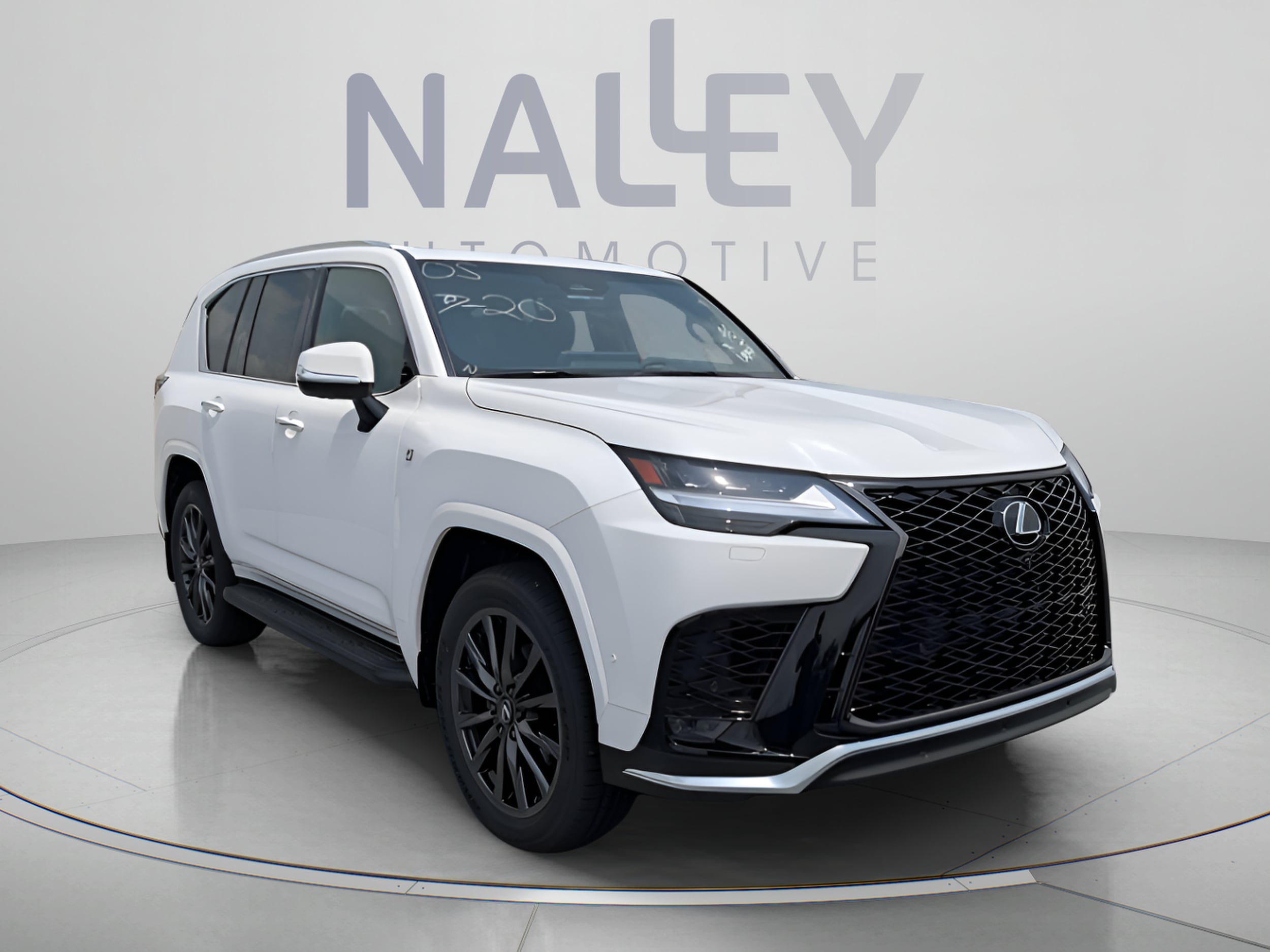 2026 Lexus LX 700h F-Sport - Photo 8