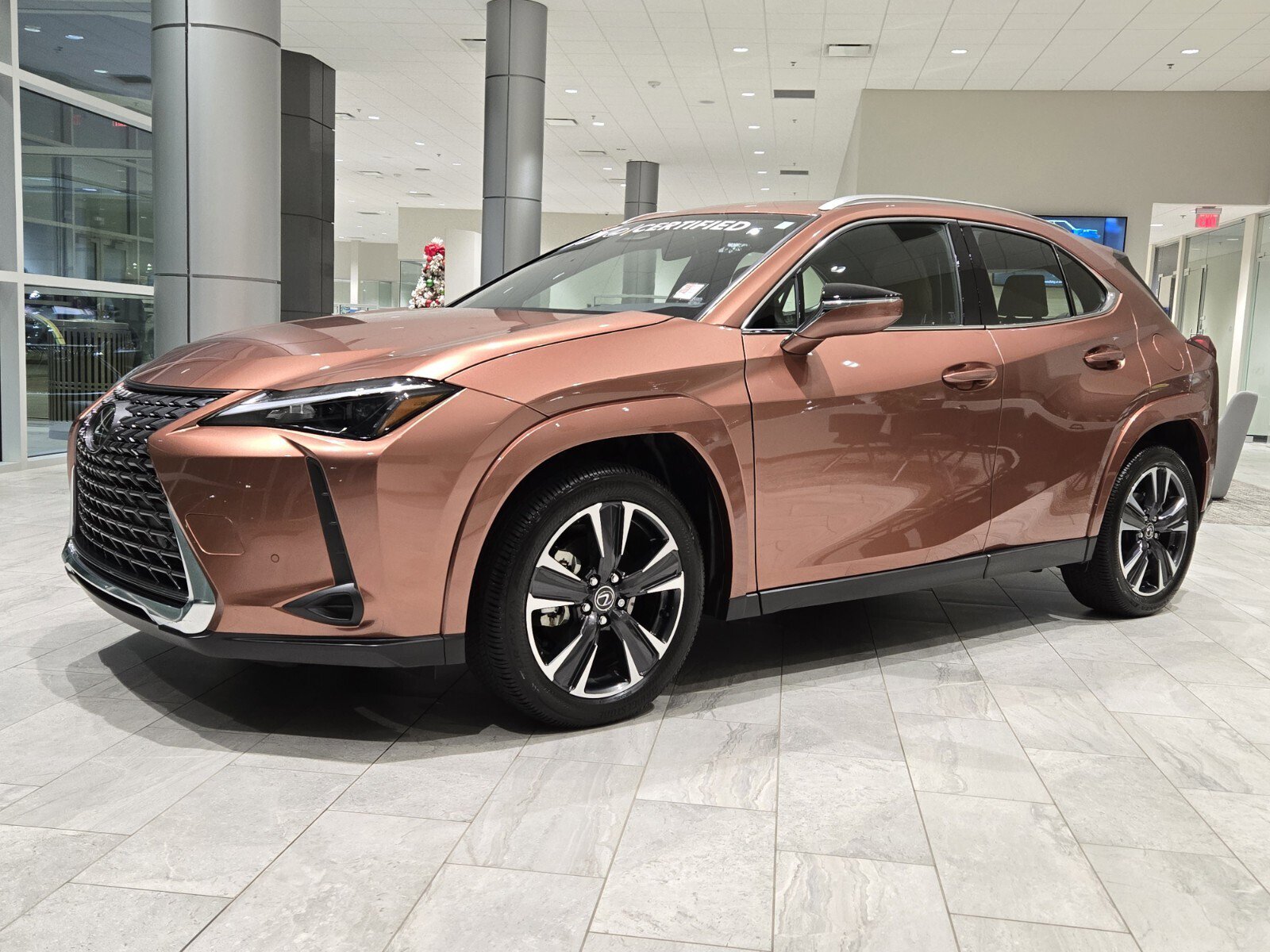 2025 Lexus UX Hybrid 300h Premium's photo