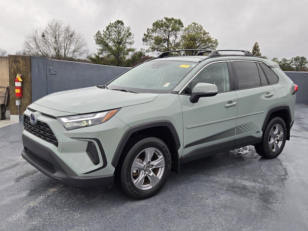 Used 2022 Toyota RAV4 XLE Hybrid XLE AWD