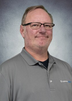 Staff member Jonathon Allen  from ID_0aa86890f076