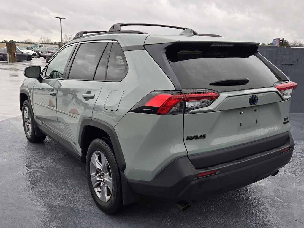 Used 2022 Toyota RAV4 XLE Hybrid XLE AWD